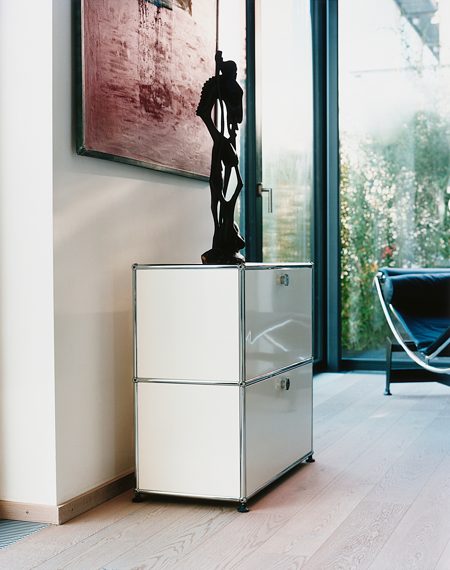 USM Haller Sideboard klein – QUICK SHIP-anthrazitgrau