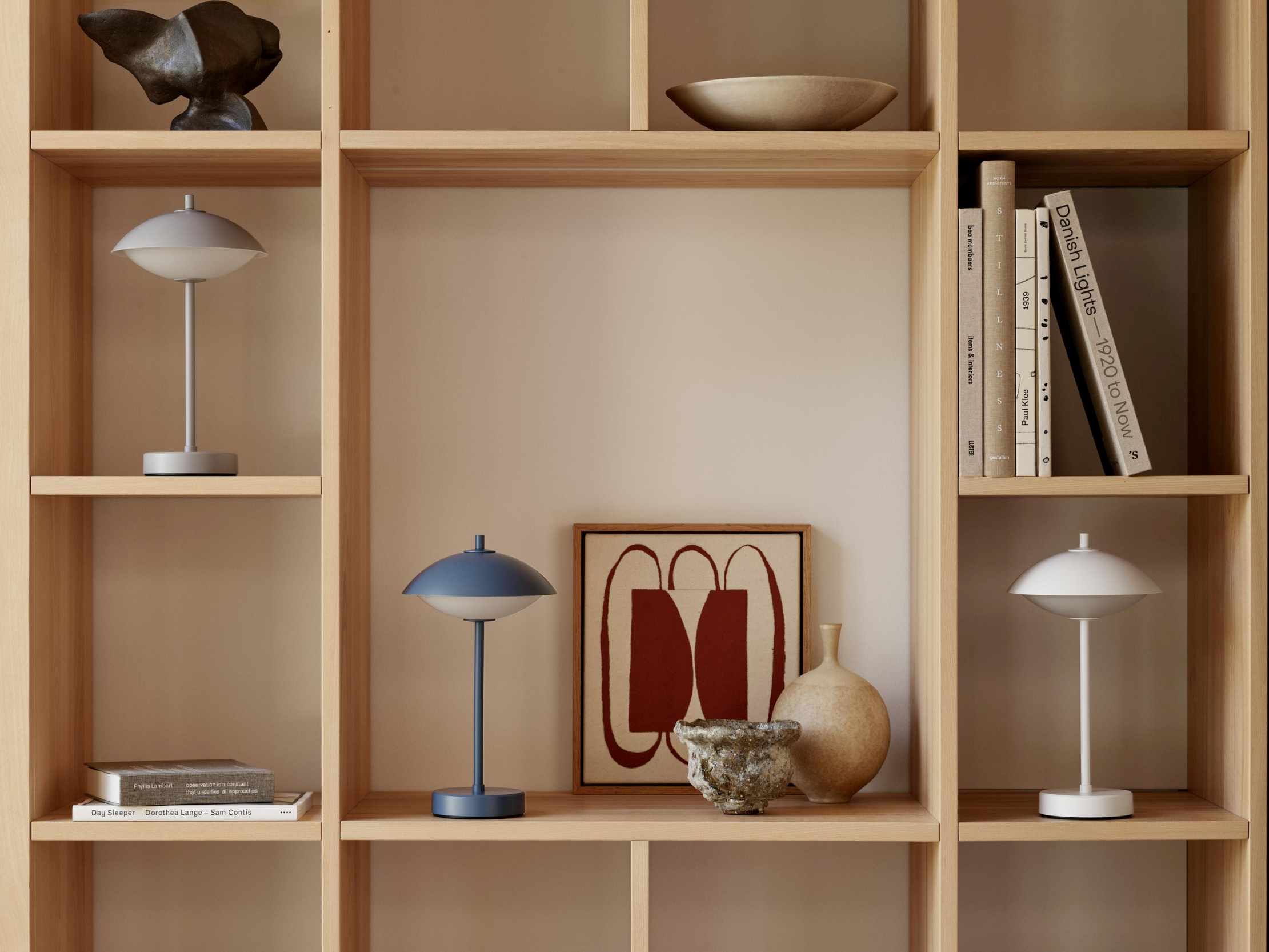 Clam Portable Table Lamp Rechargeable lamp Fritz Hansen