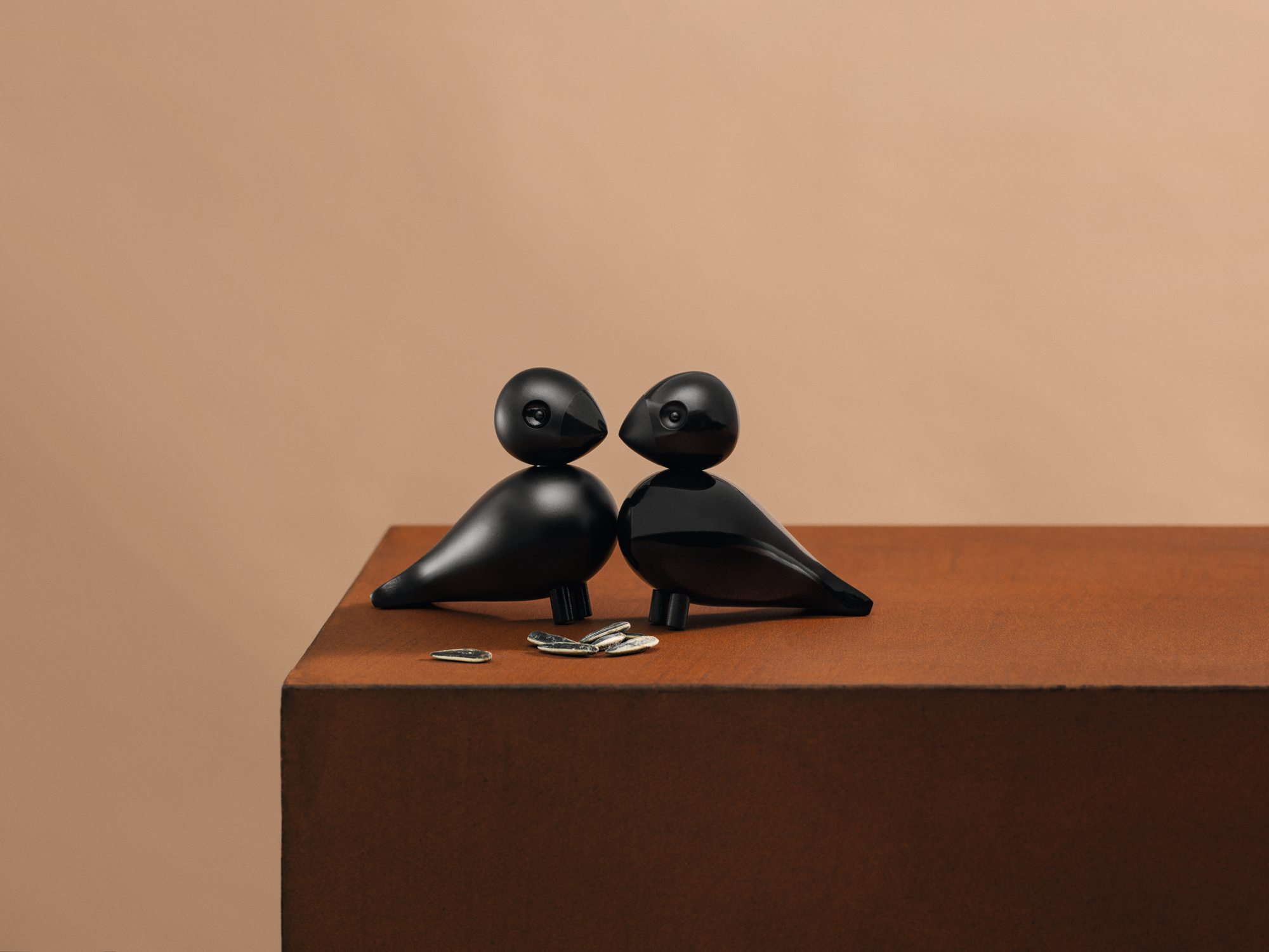 Lovebirds black wooden figures Kay Bojesen
