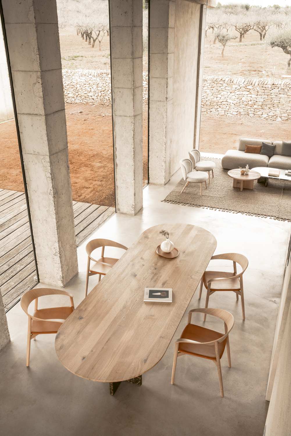 BC17 T-Rox table oval dining table Janua 