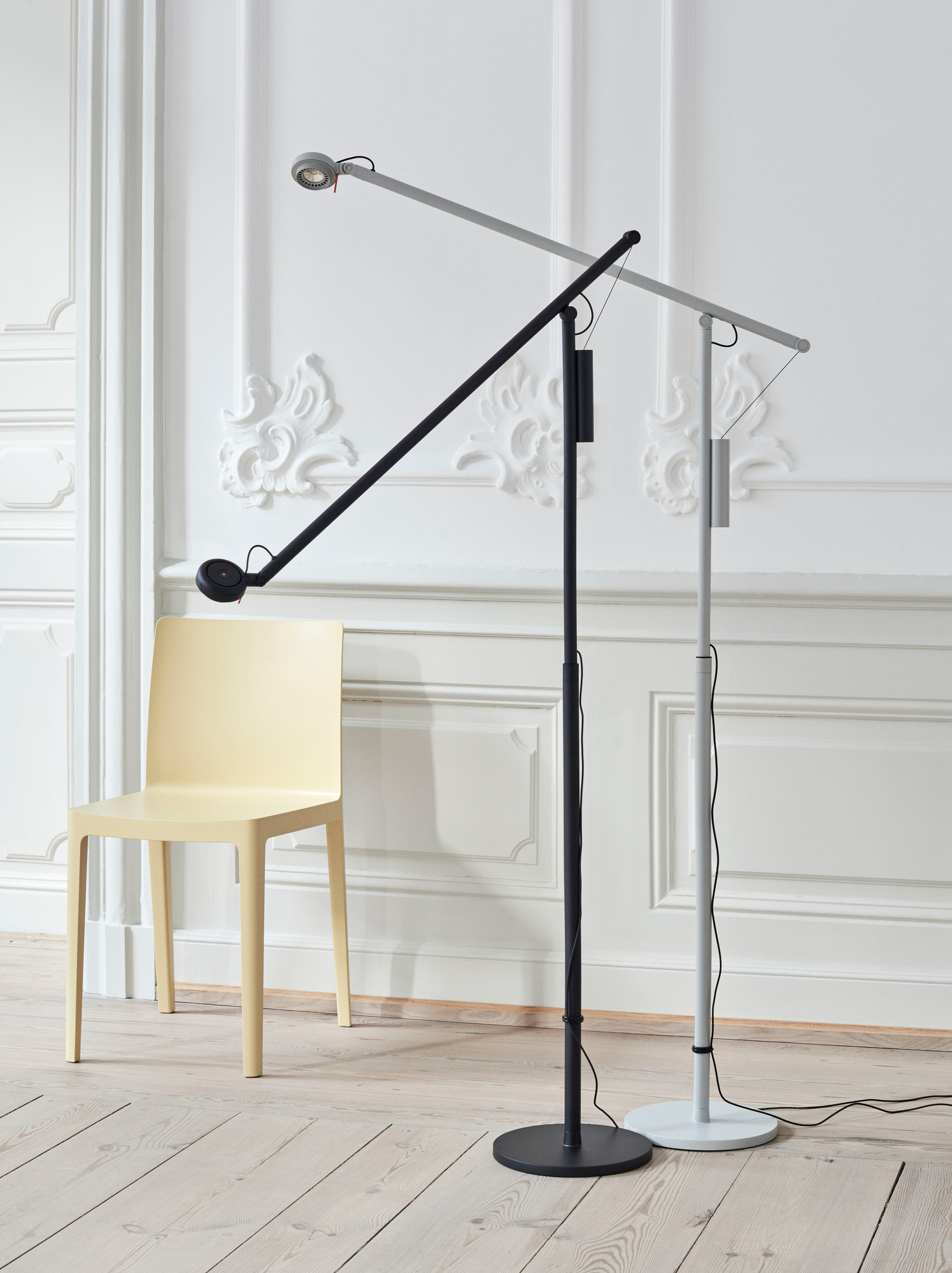 Fifty-fifty Floor Lamp Hay
