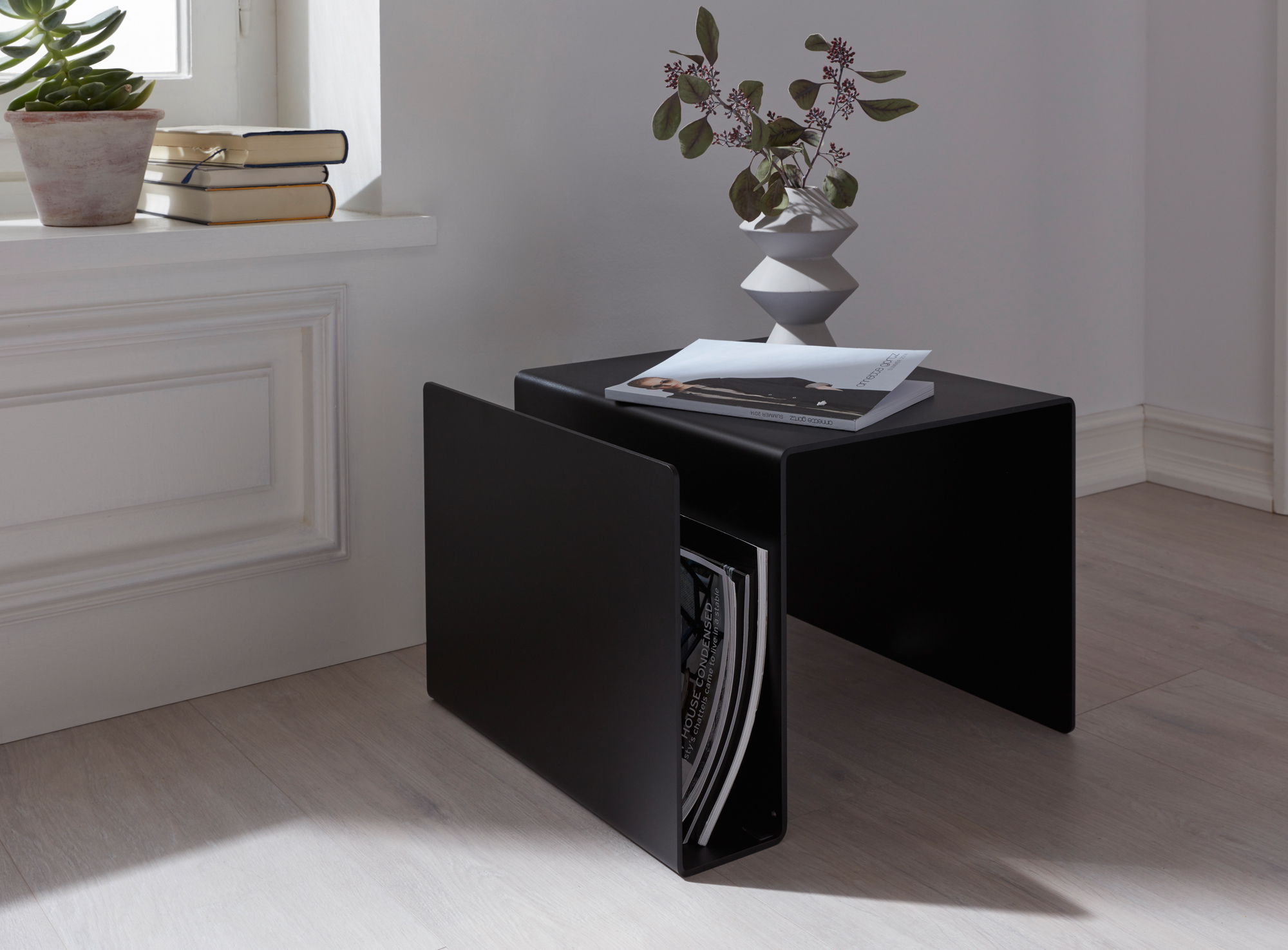 Huk Multifunctional side table Müller Möbelwerkstätten