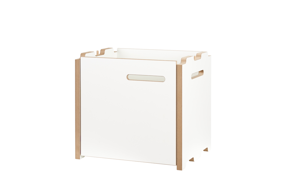Tojo Halbstark Add-on Module with Door Left Shelf Series Tojo Tojo Halbstark Anbaumodul mit Tür links, weißes Regalmodul aus Holz für flexible Regalsysteme.