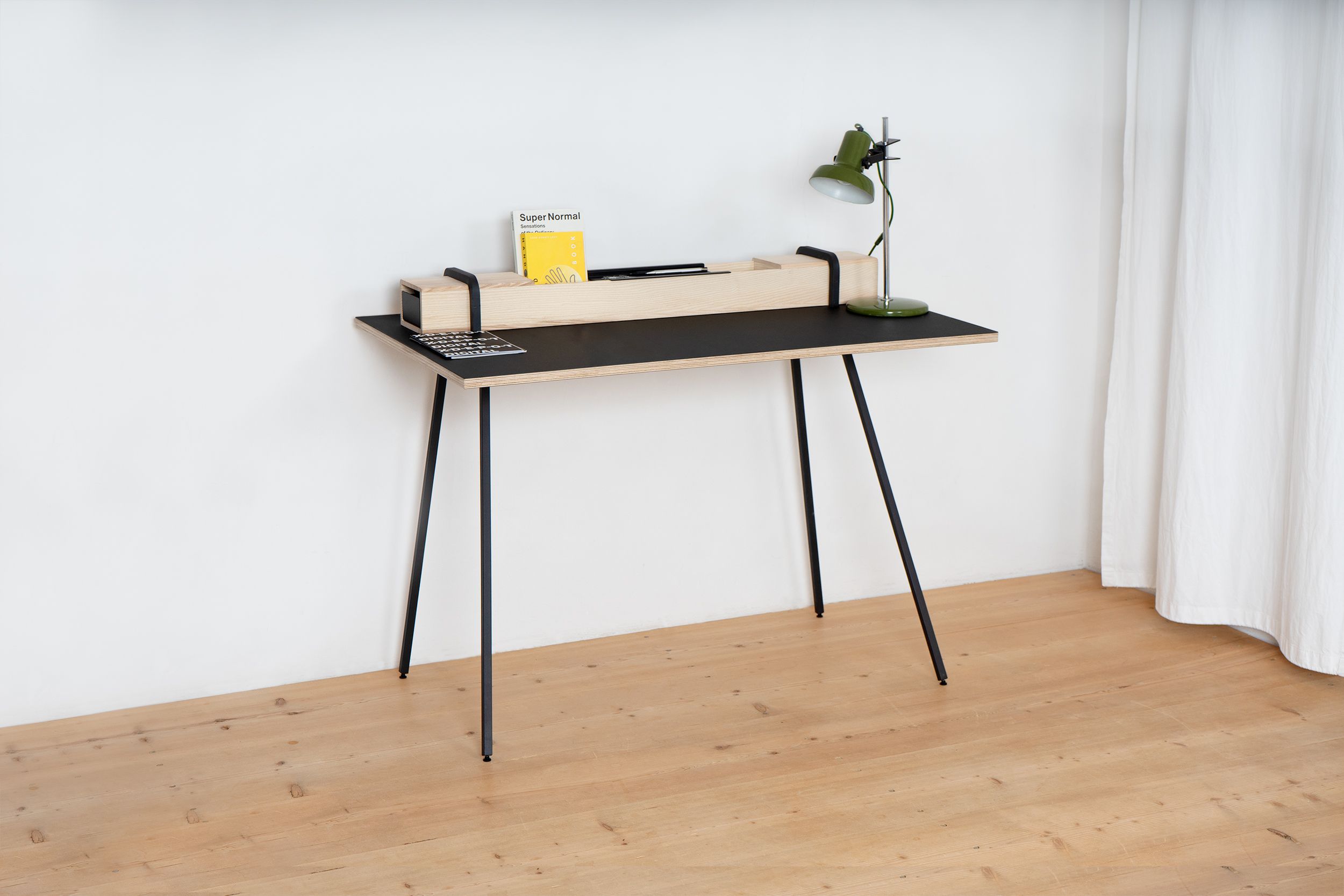 Kurt Desk Nils Holger Moormann