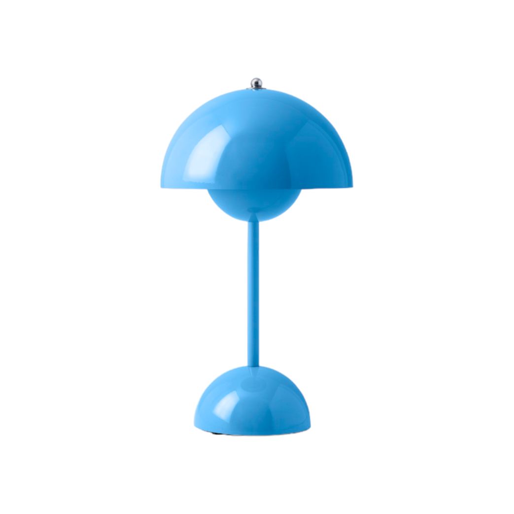 Flowerpot VP9 Portable Battery lamp / Table lamp with USB AndTradition Swim blue