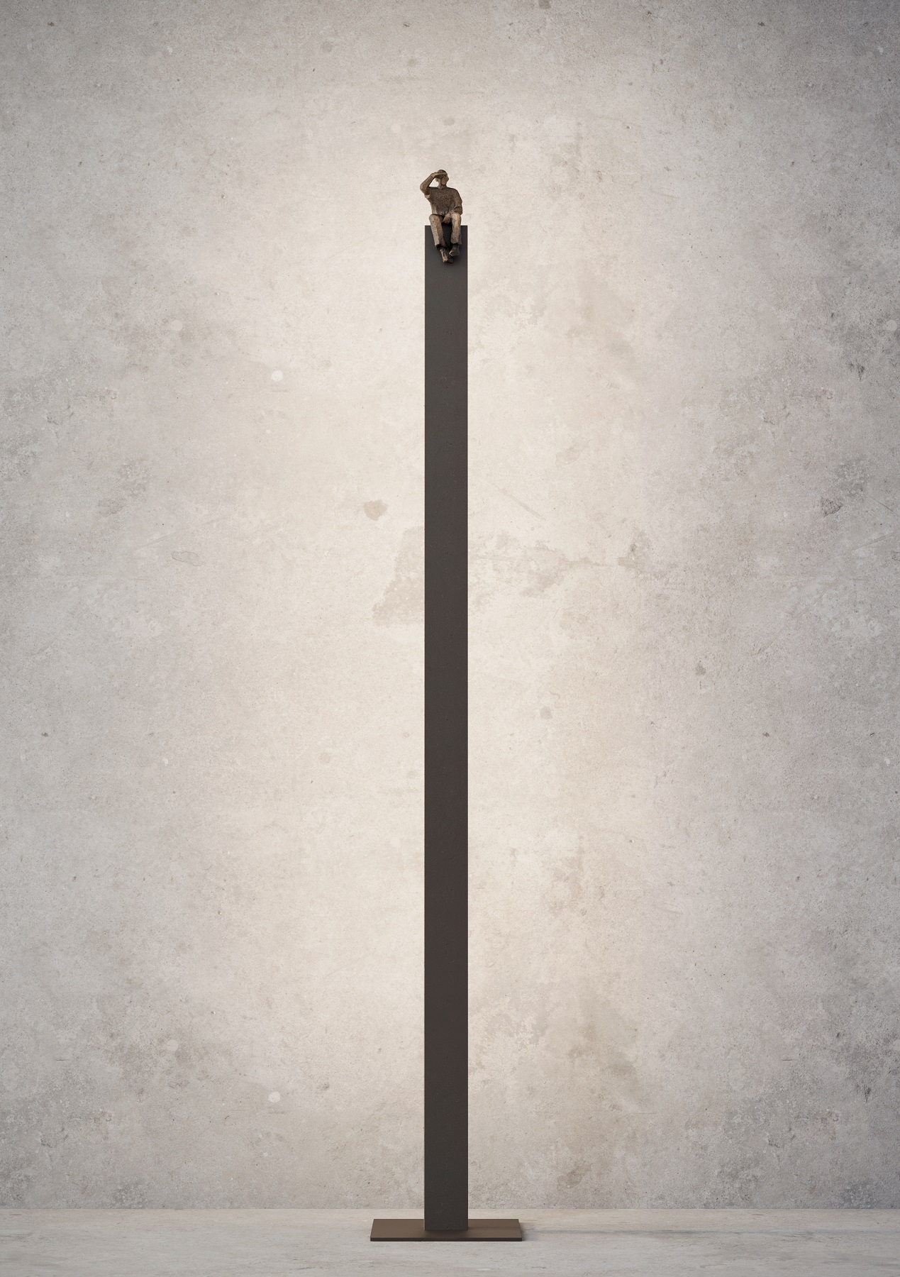 I See Floor Lamp Stehleuchte: Moderne Stehlampe in Steleform mit Figur auf der Spitze.