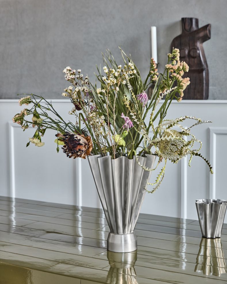 Vase HDFlood Narrow Brushed Silver Finish house doctor