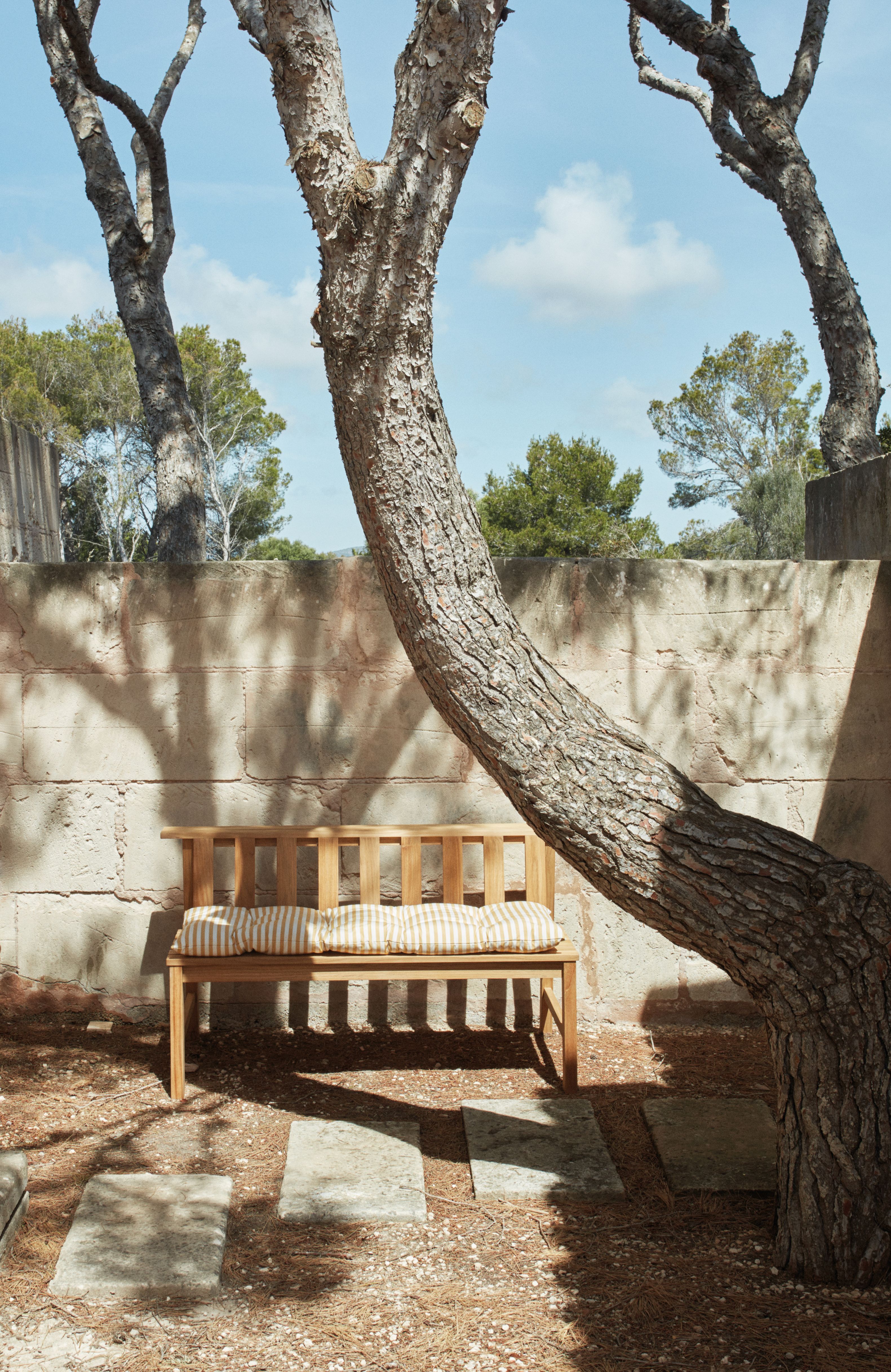 Cadence Bench Teak Outdoor Skagerak by Fritz Hansen