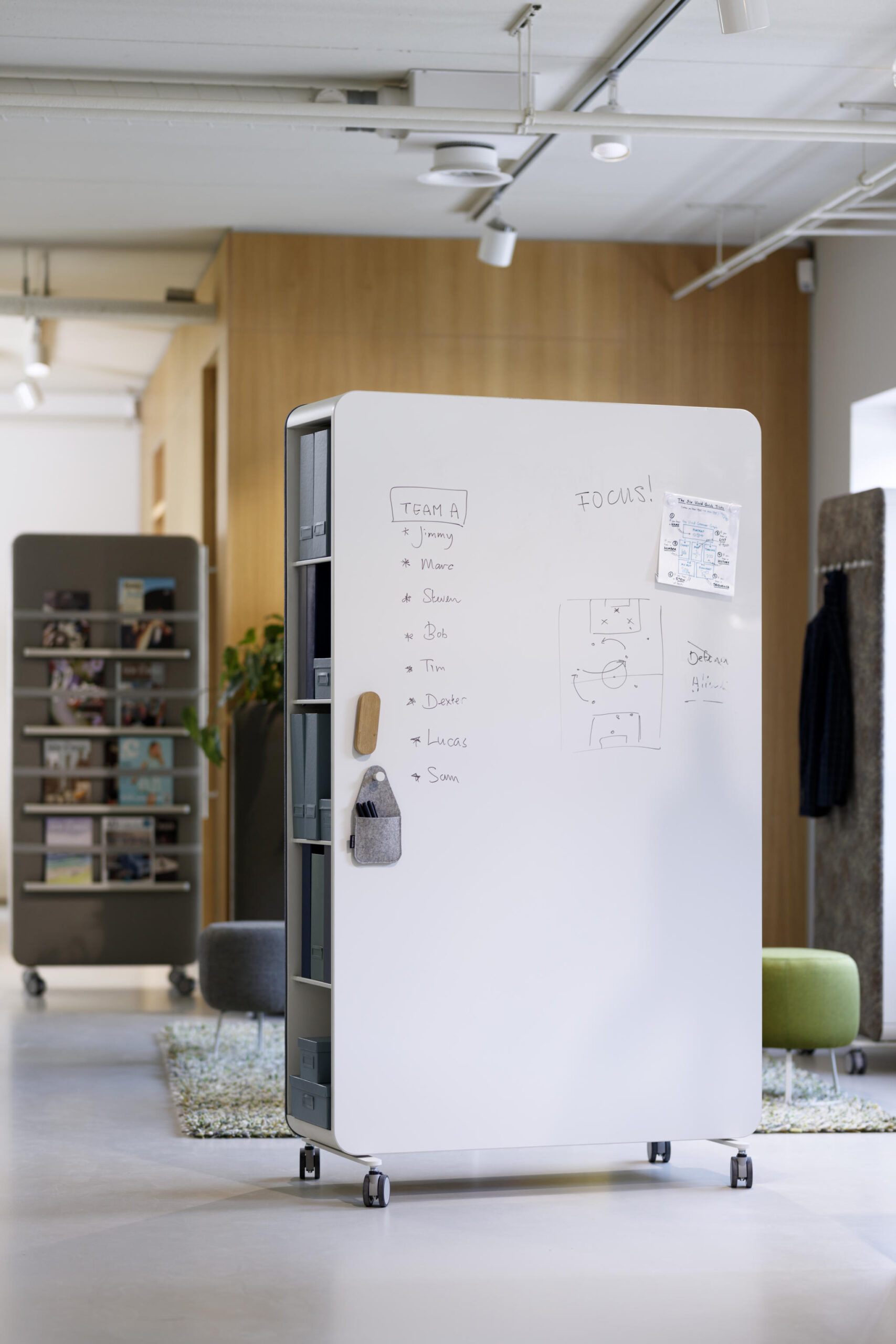 Pillow Space acoustic / room divider Cascando