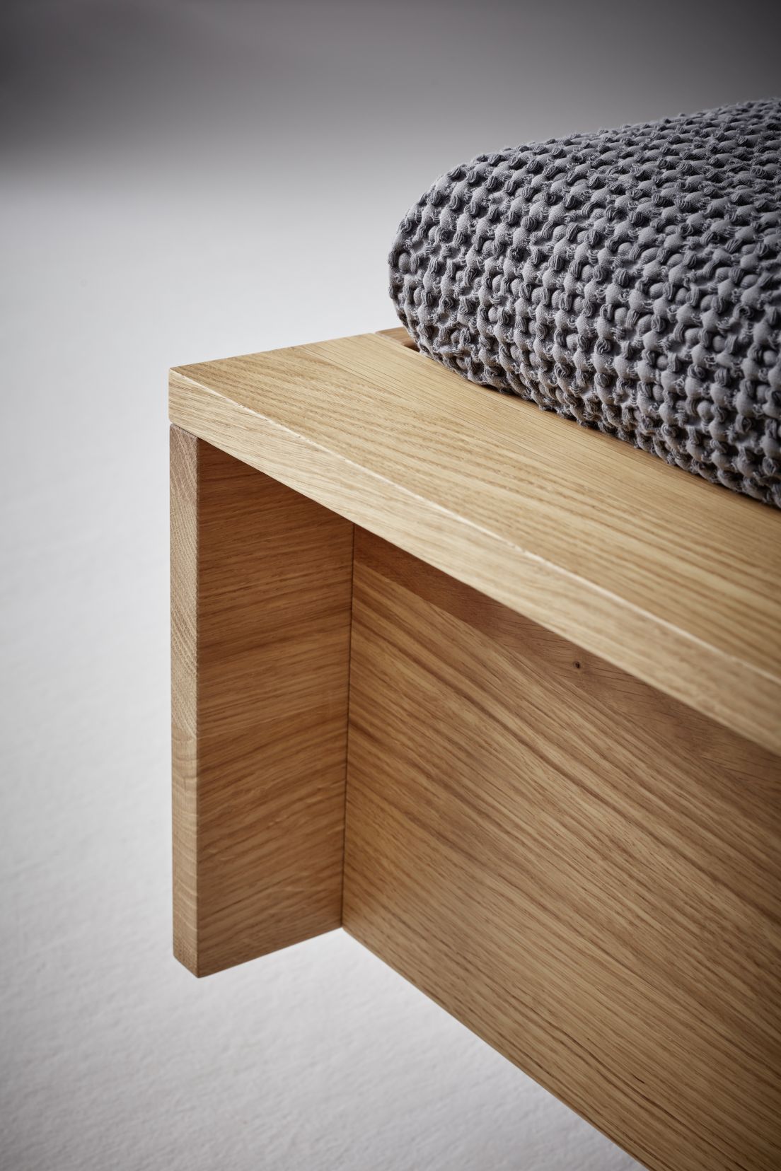 Flai Double bed Oak Müller Möbelwerkstätten