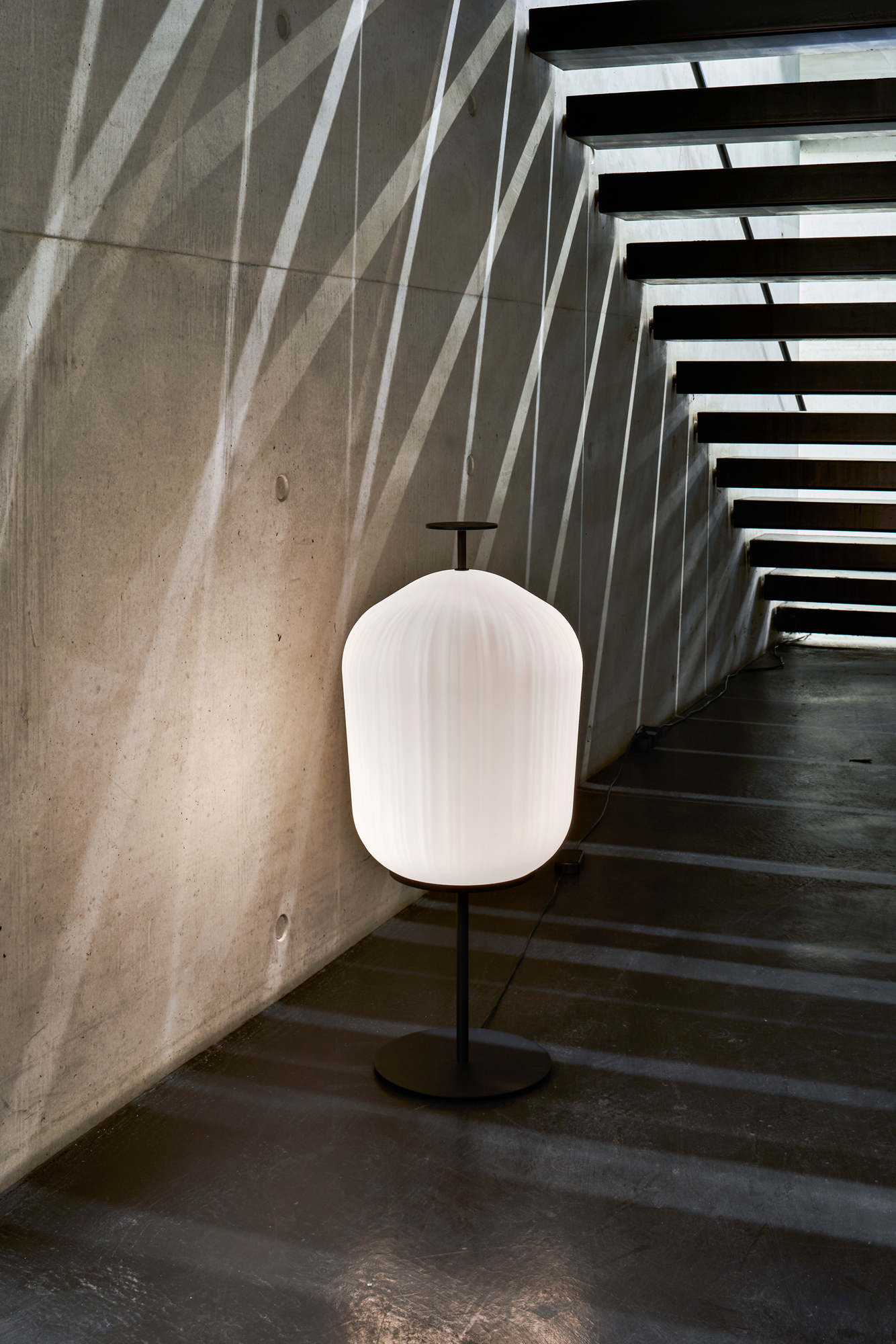 Plissée Floor Lamp ClassiCon