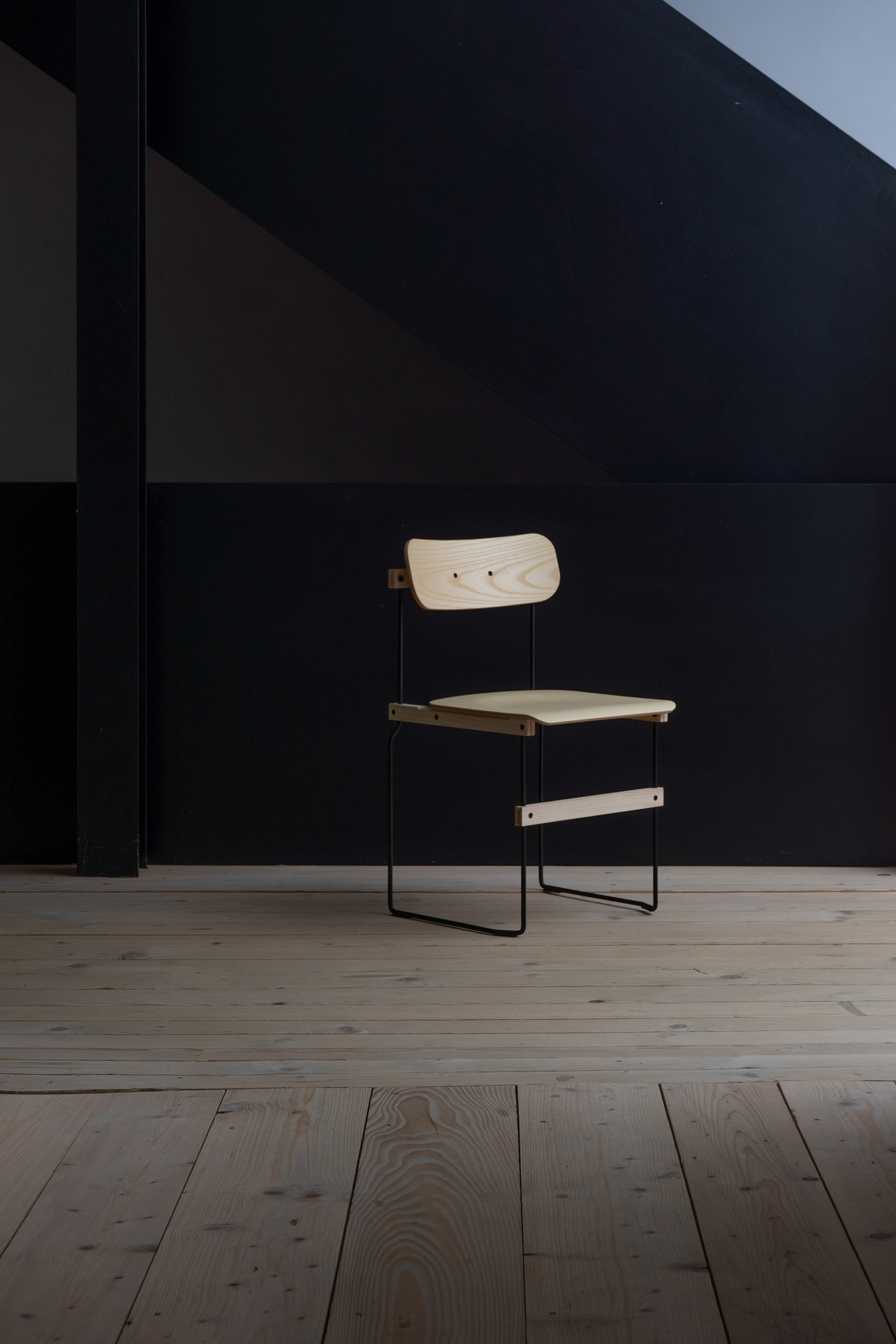 Bruto side chair Nils Holger Moormann