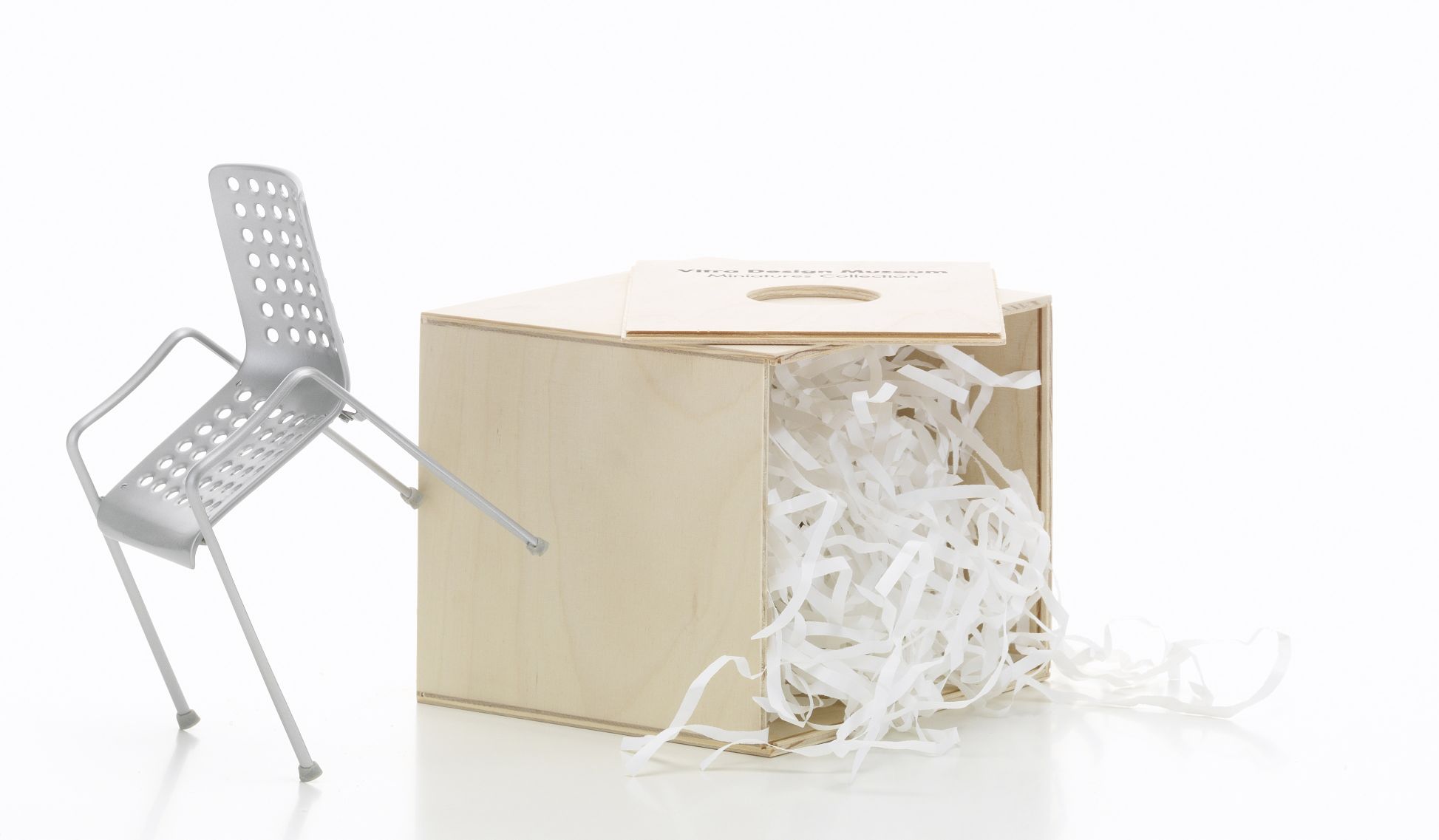 Landi Chair Miniature Vitra