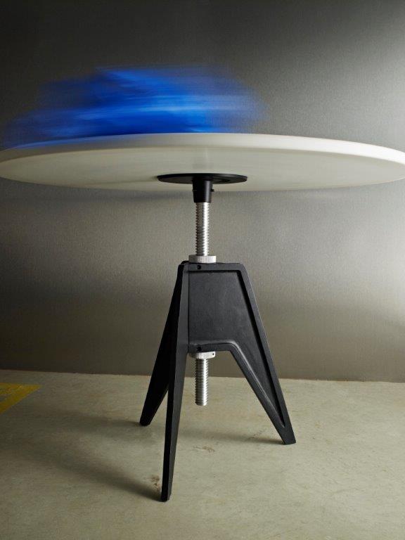 Screw Café Table Tom Dixon