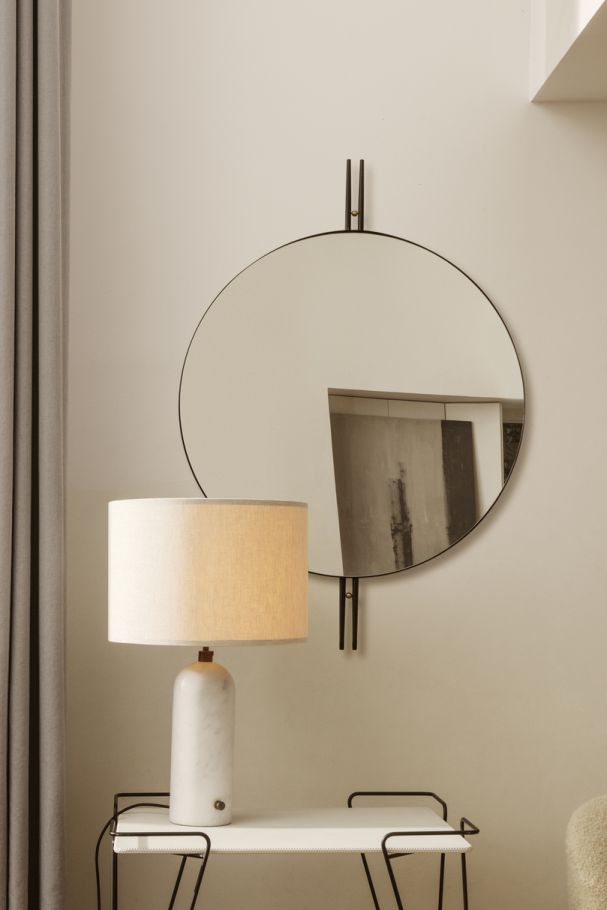 IOI Wall Mirror Ø80 Gubi