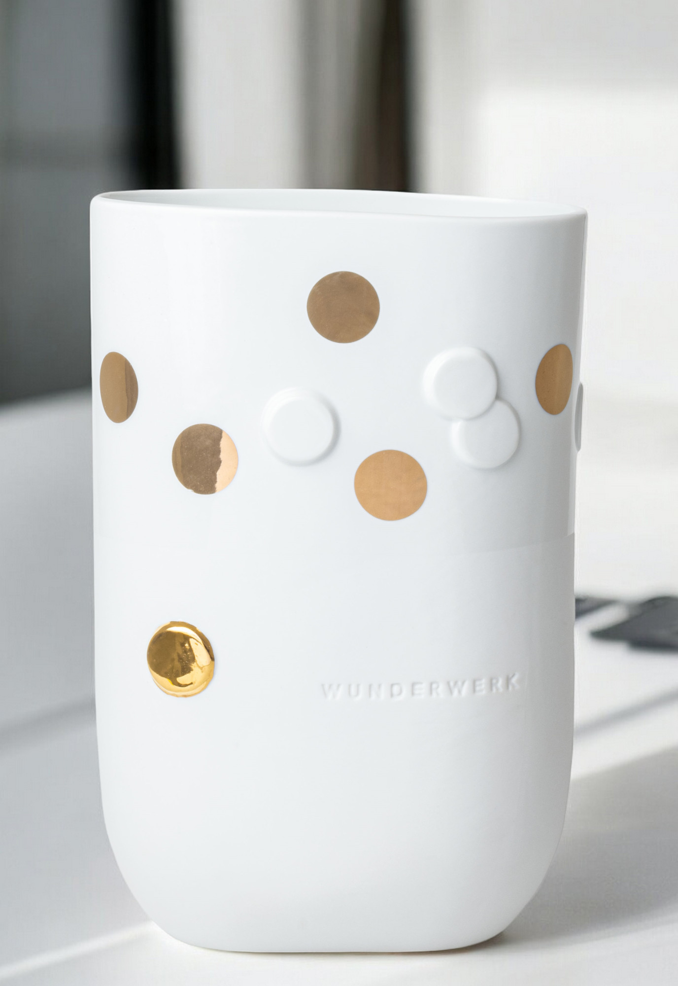 Golden dot vase Wunderwerk Räder