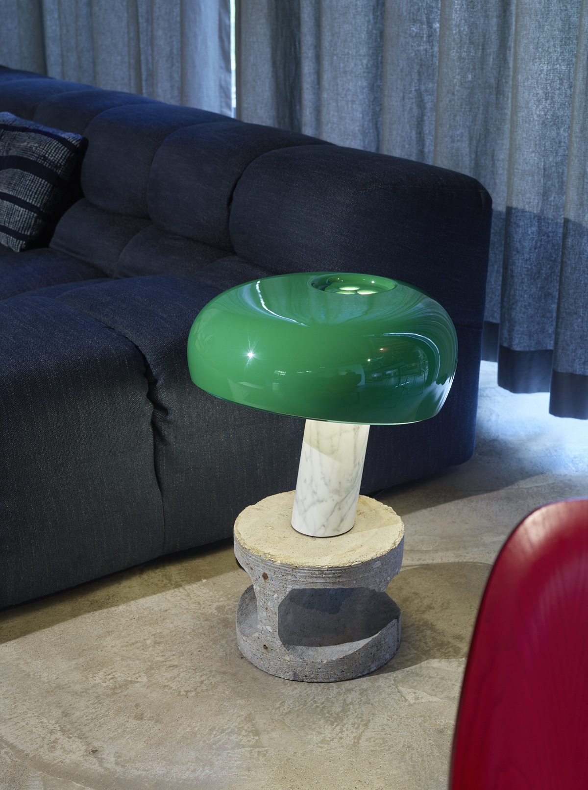 Snoopy Table lamp Flos black