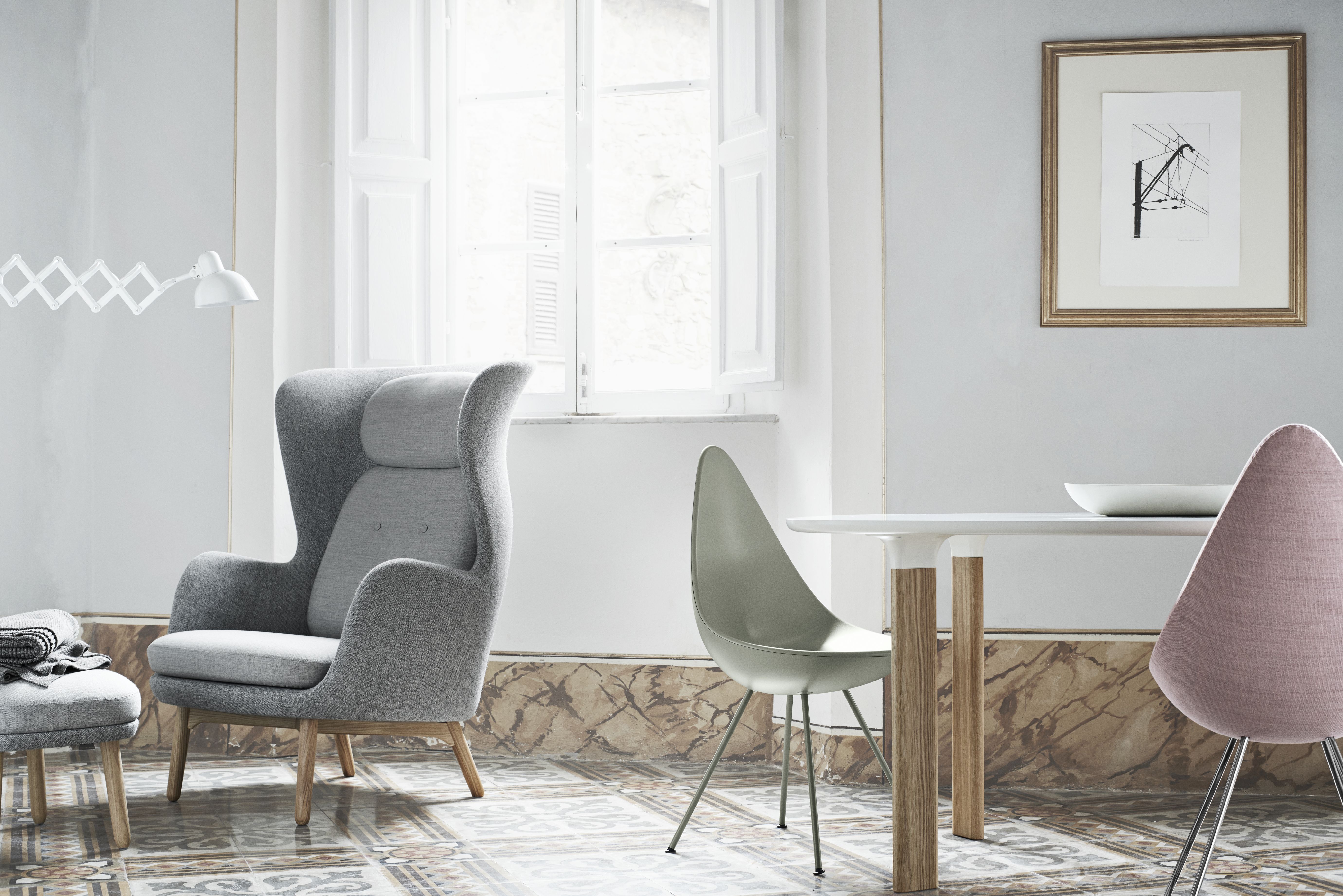 Ro Armchair Wood Fritz Hansen