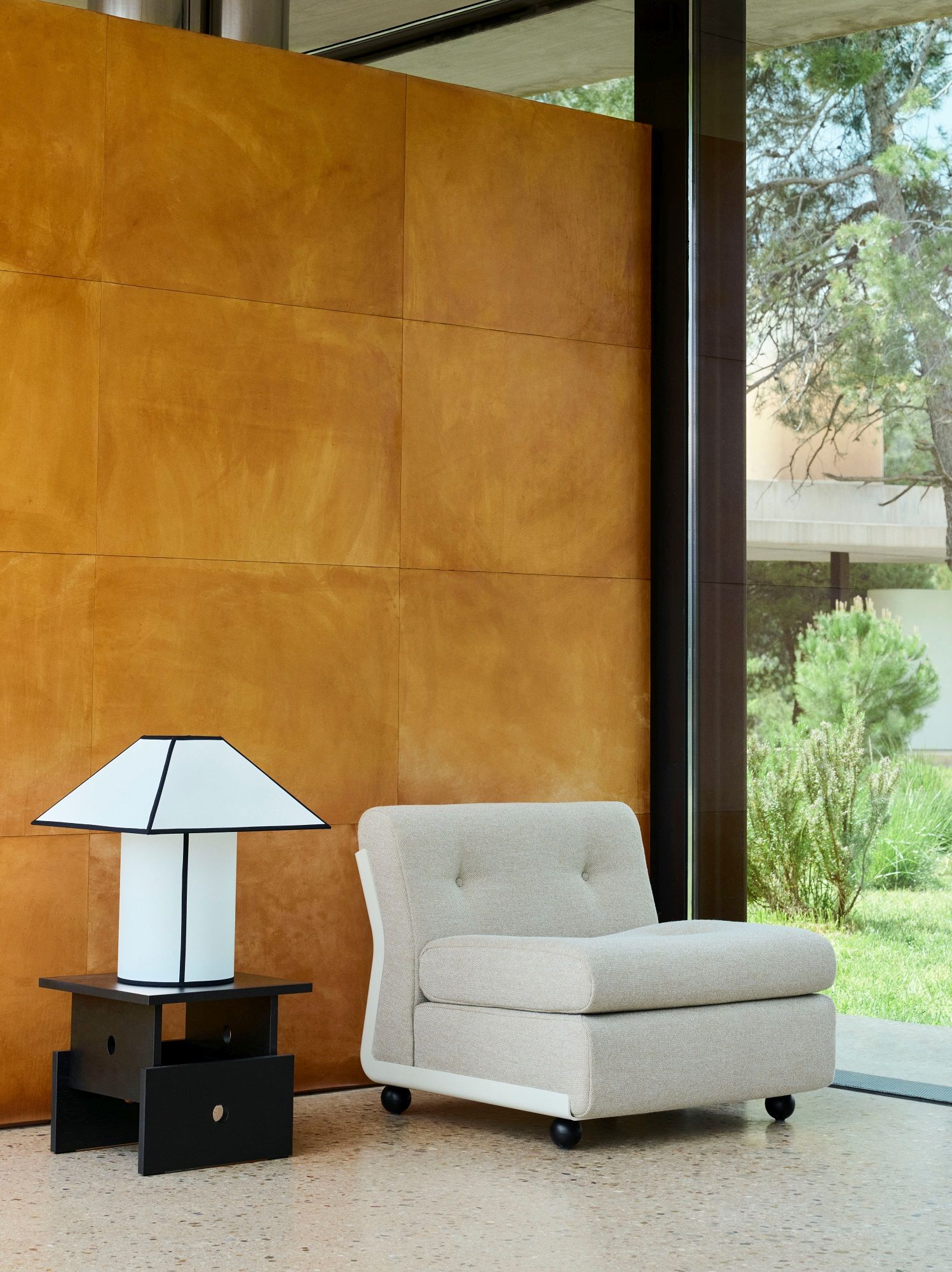 Ava Pyramid Table Lamp Table lamp Hay