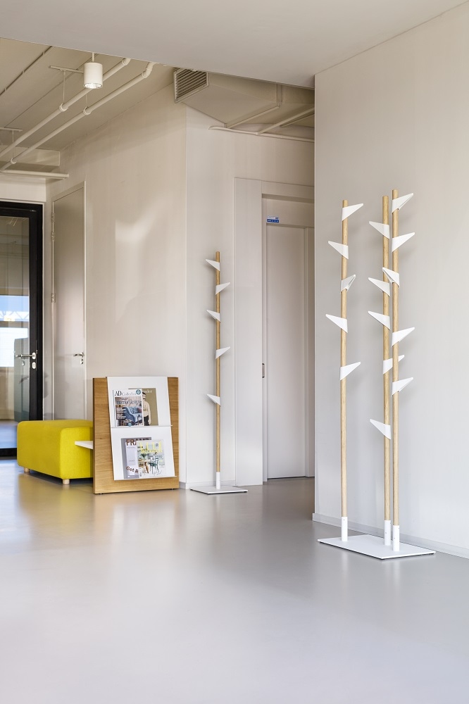 Bamboo coat stand Cascando