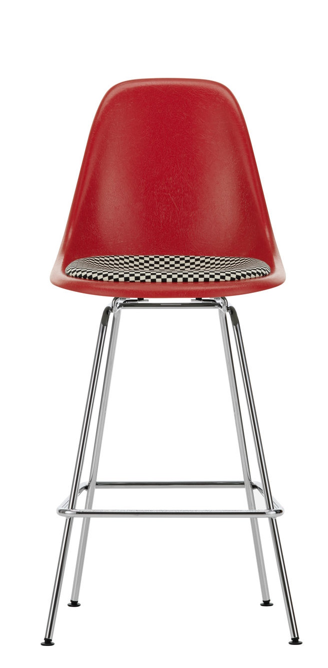 Eames Fibreglass Bar Stool Medium Bar stool with seat cushion Vitra
