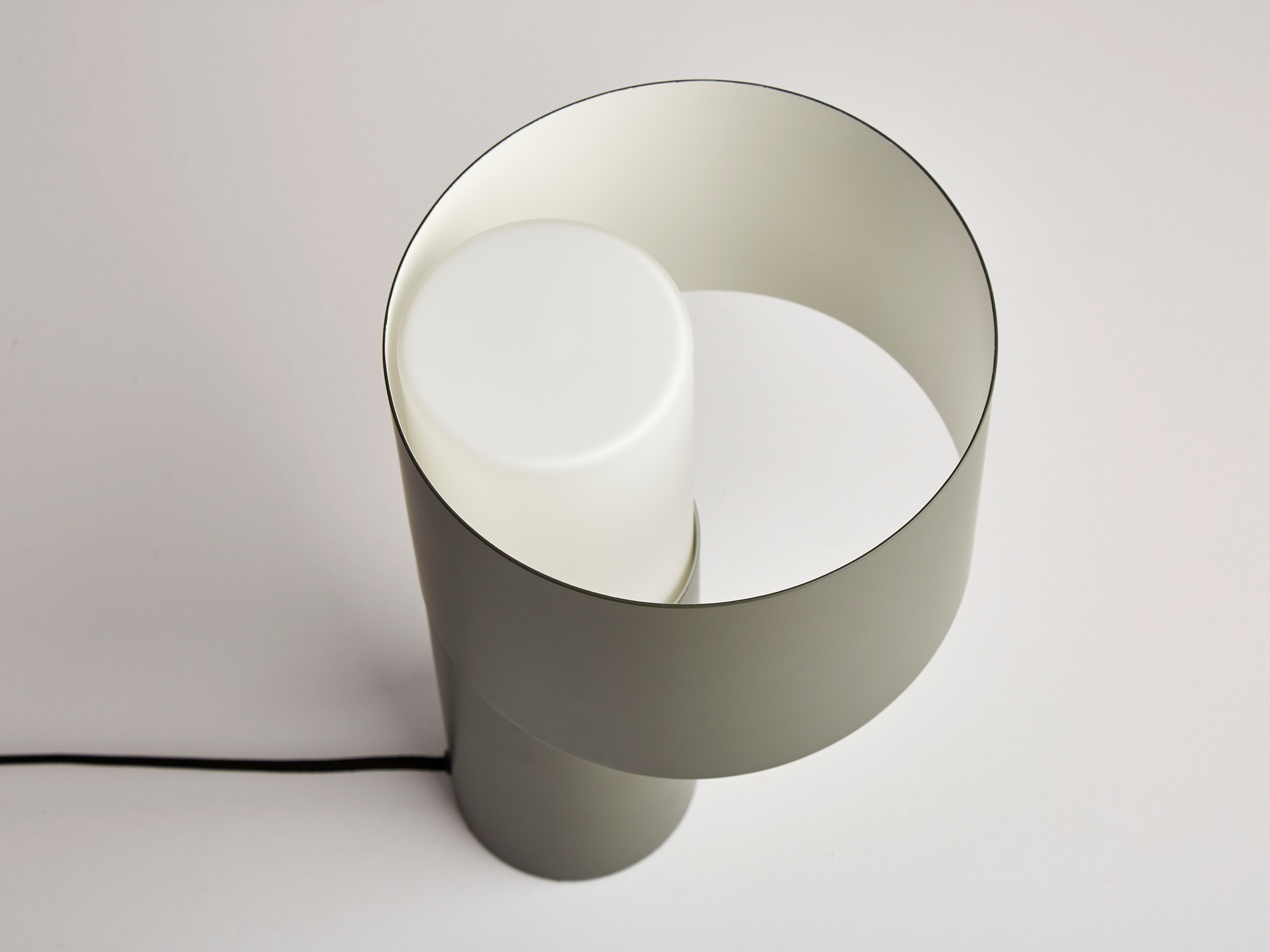 Tangent Table Lamp Woud