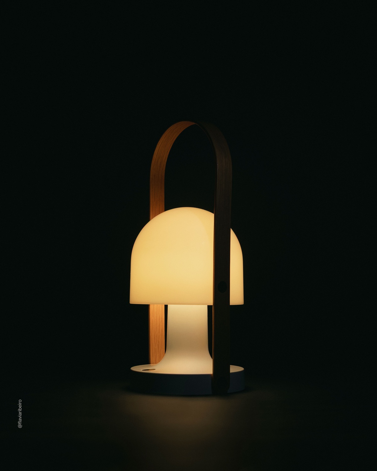 FollowMe table lamp / rechargeable lamp marset