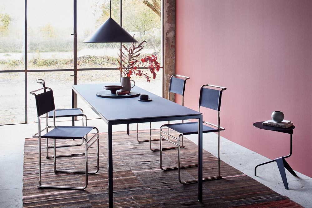 B40 Chair with Bauhaus Harness Tecta