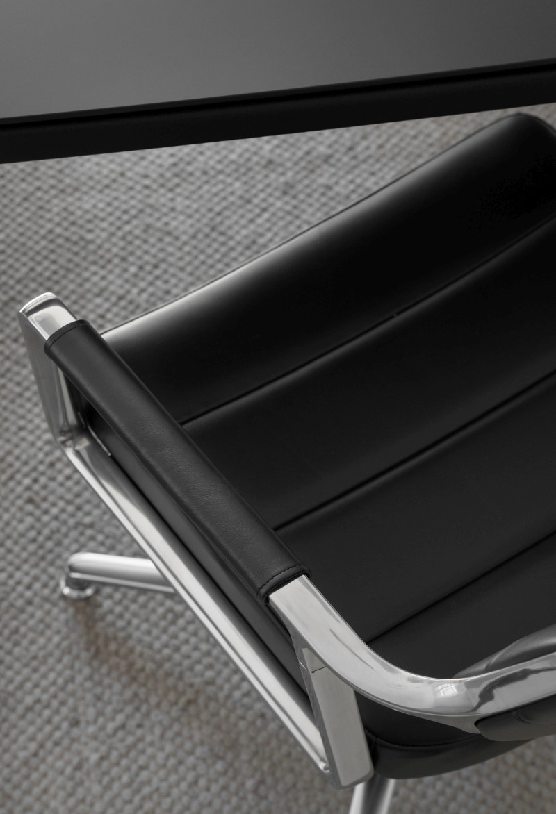Vipp 453 / Vipp453 Swivel Chair Swivel Chair Vipp