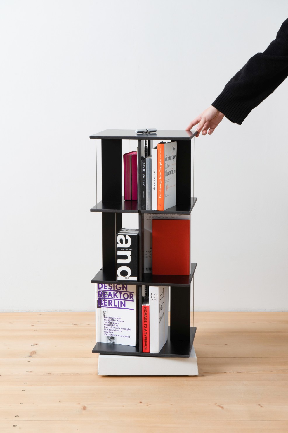 Buchstabler bookshelf, dvd-shelf Nils Holger Moormann