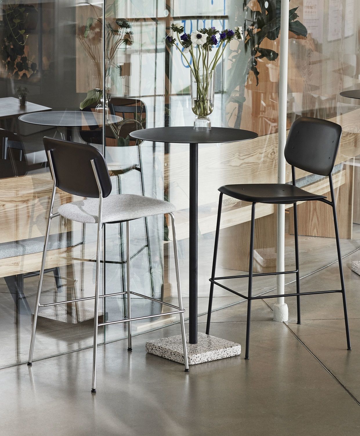 Soft Edge 95 Bar Stool Low / High Hay