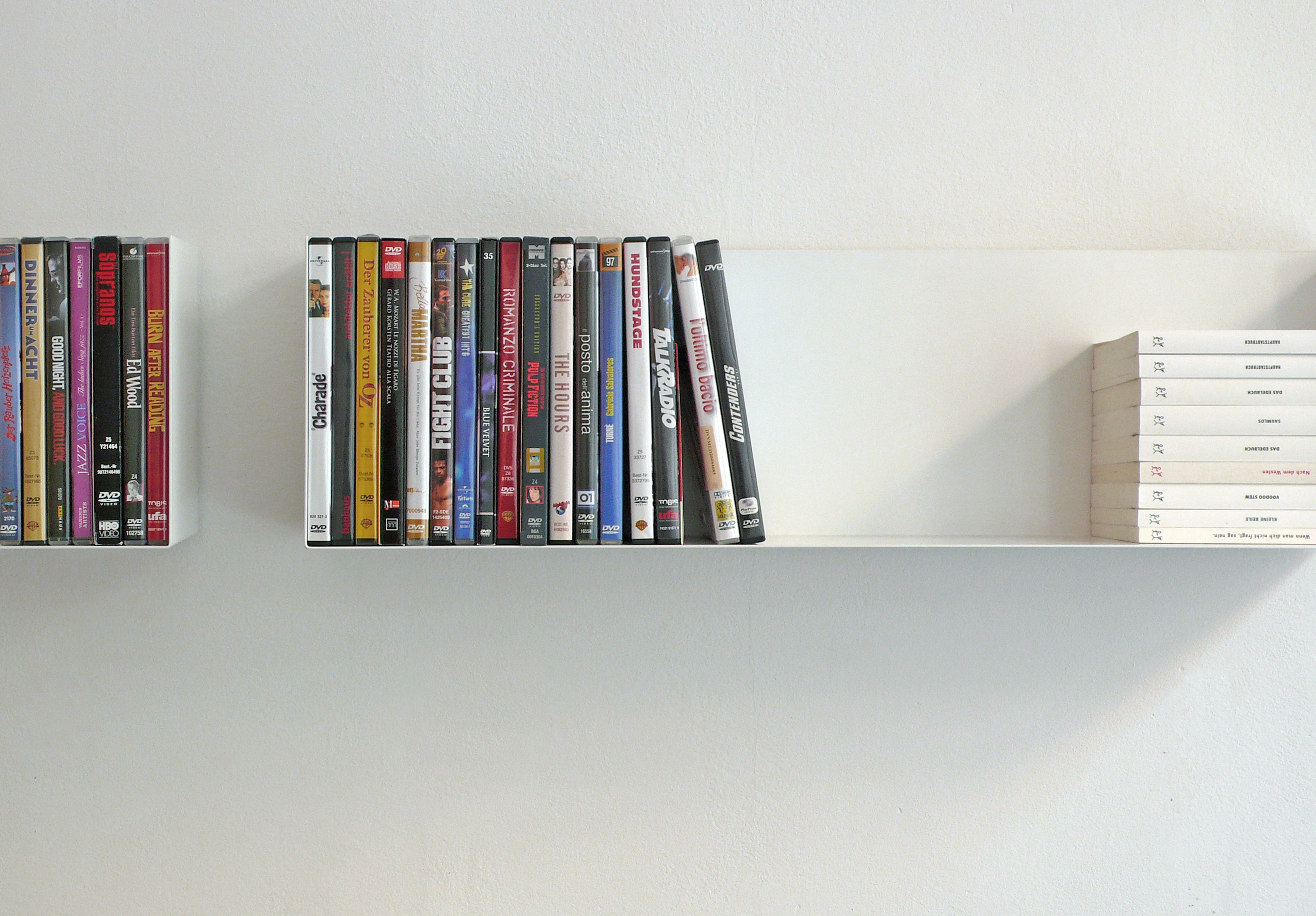 Bags book shelf A Linea1 by Müller Möbelwerkstätten