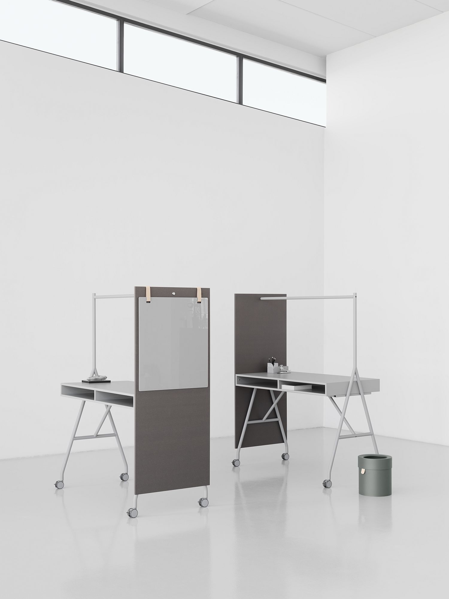 Hangout High Desk high table Mizetto QUICK SHIP