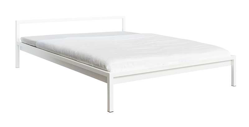 Pure powder-coated steel bed White 200 x 200 cm Hans Hansen