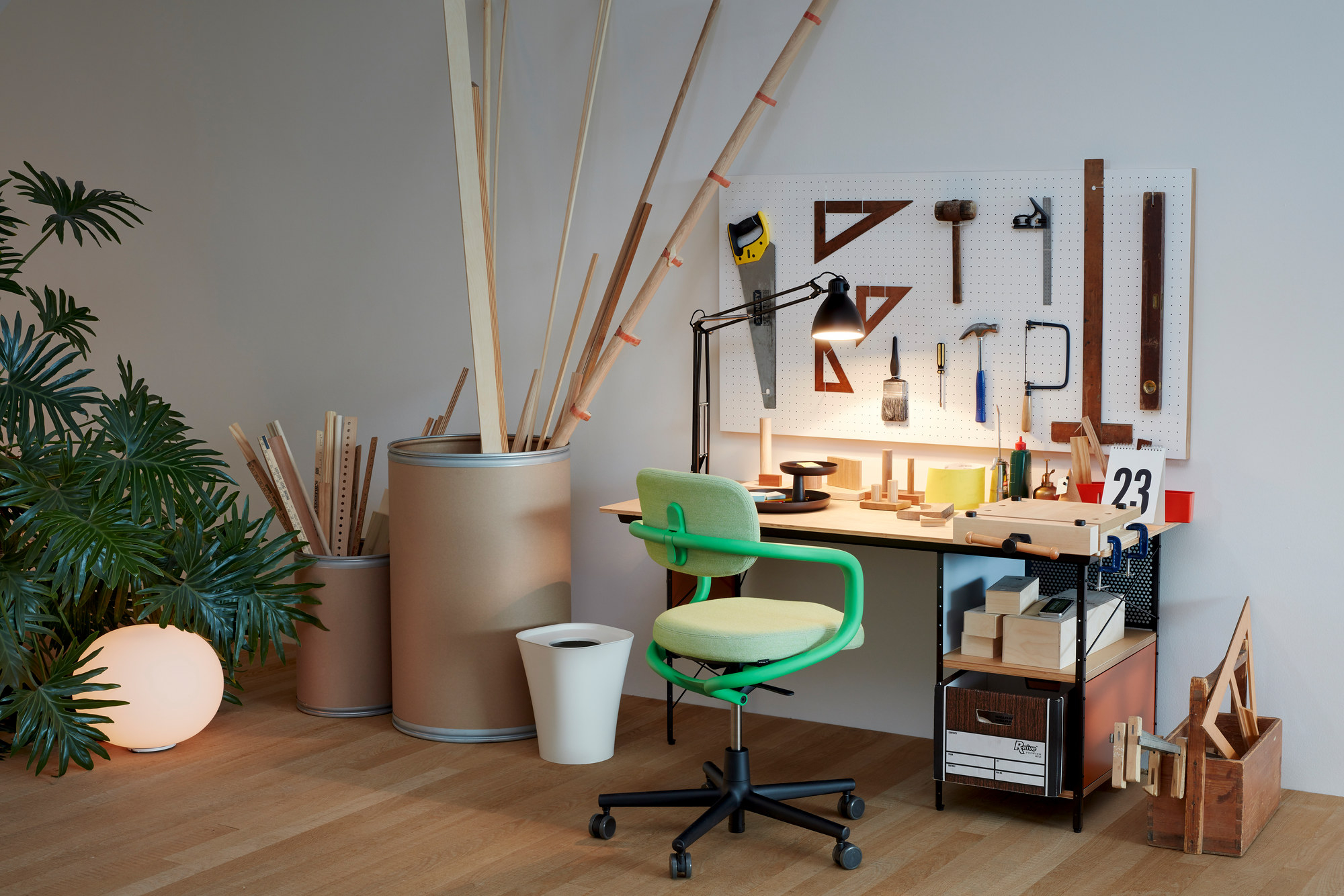 Eames Desk Unit EDU Vitra