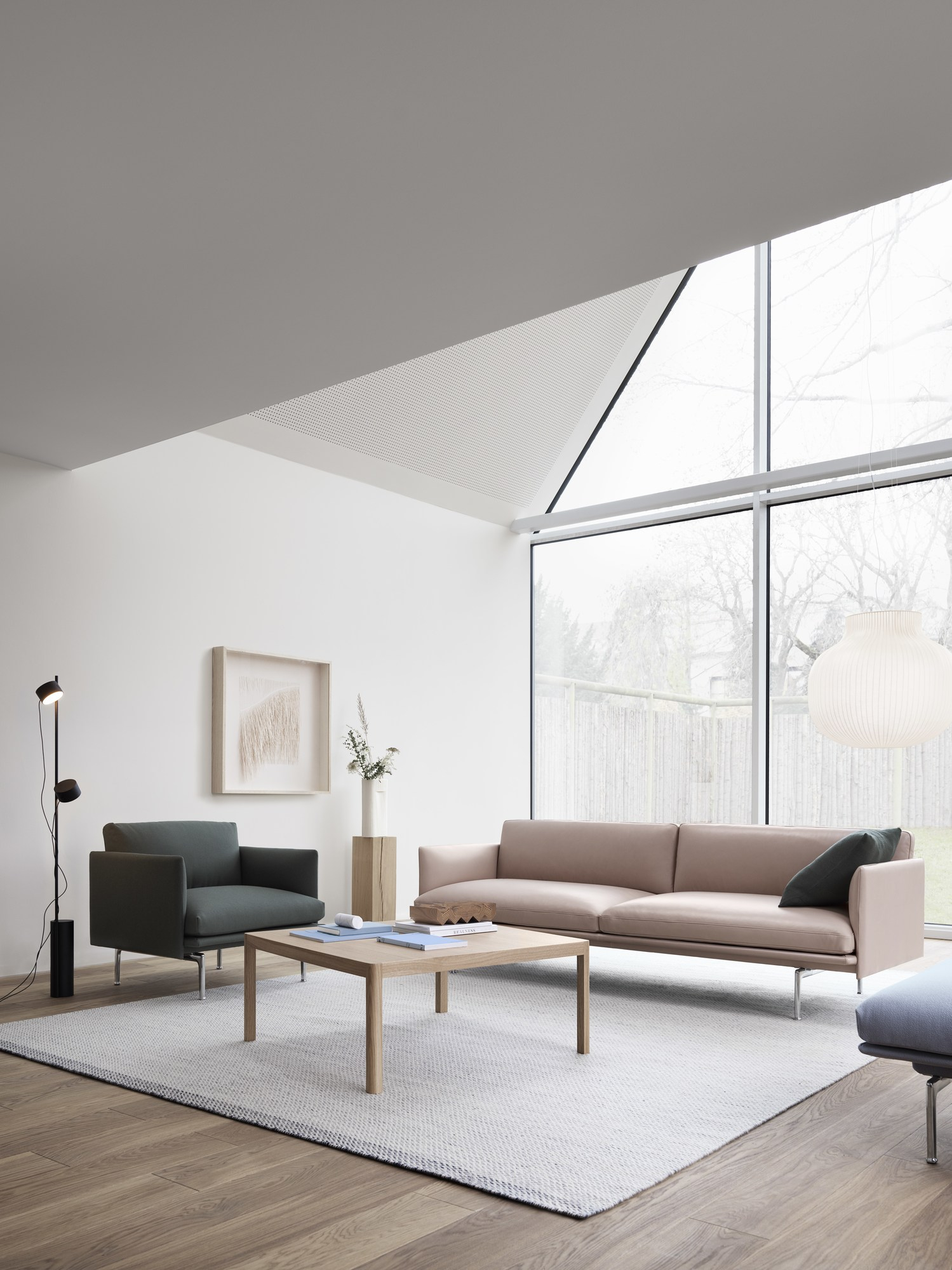 Post Floor Lamp Muuto