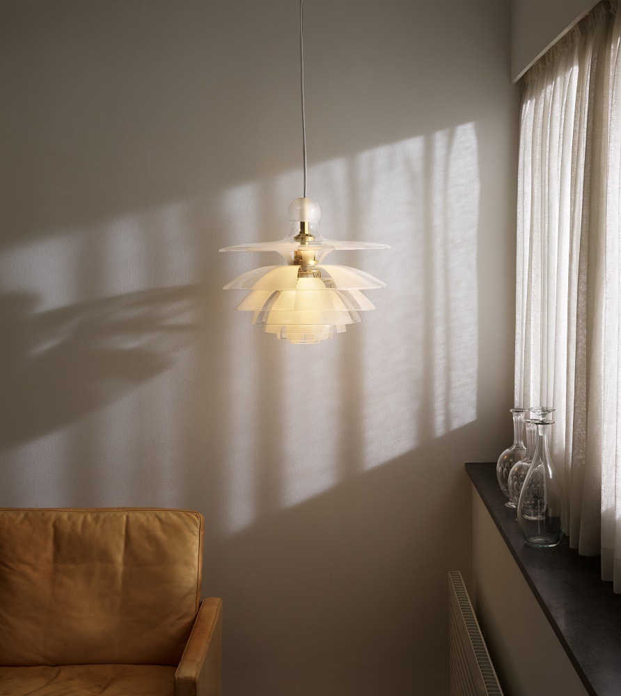 PH Septima Pendelleuchte von Louis Poulsen, Design Lampe mit mehreren Schirmen, Innenraum.