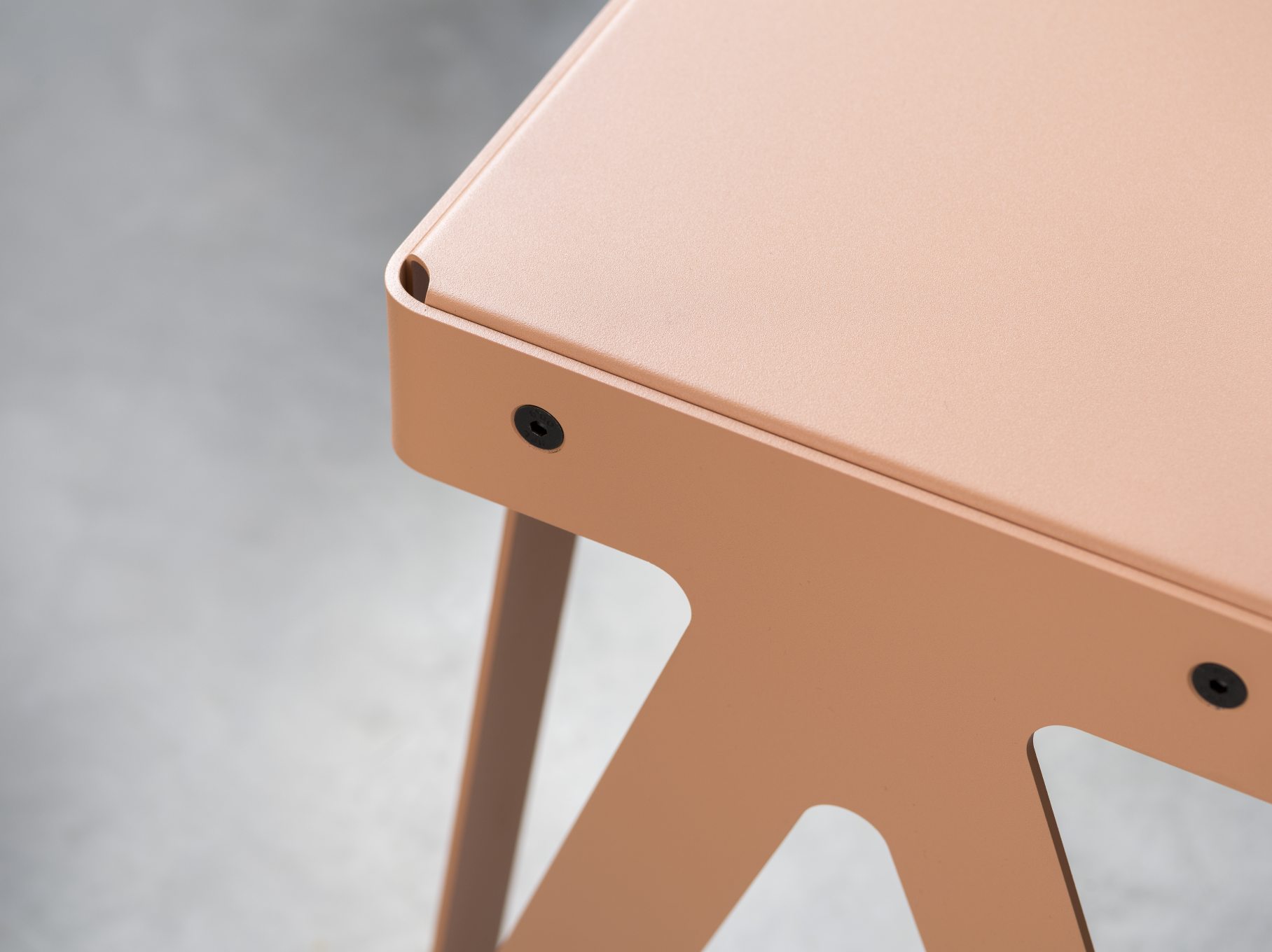 Lloyd Indoor Bench Functionals