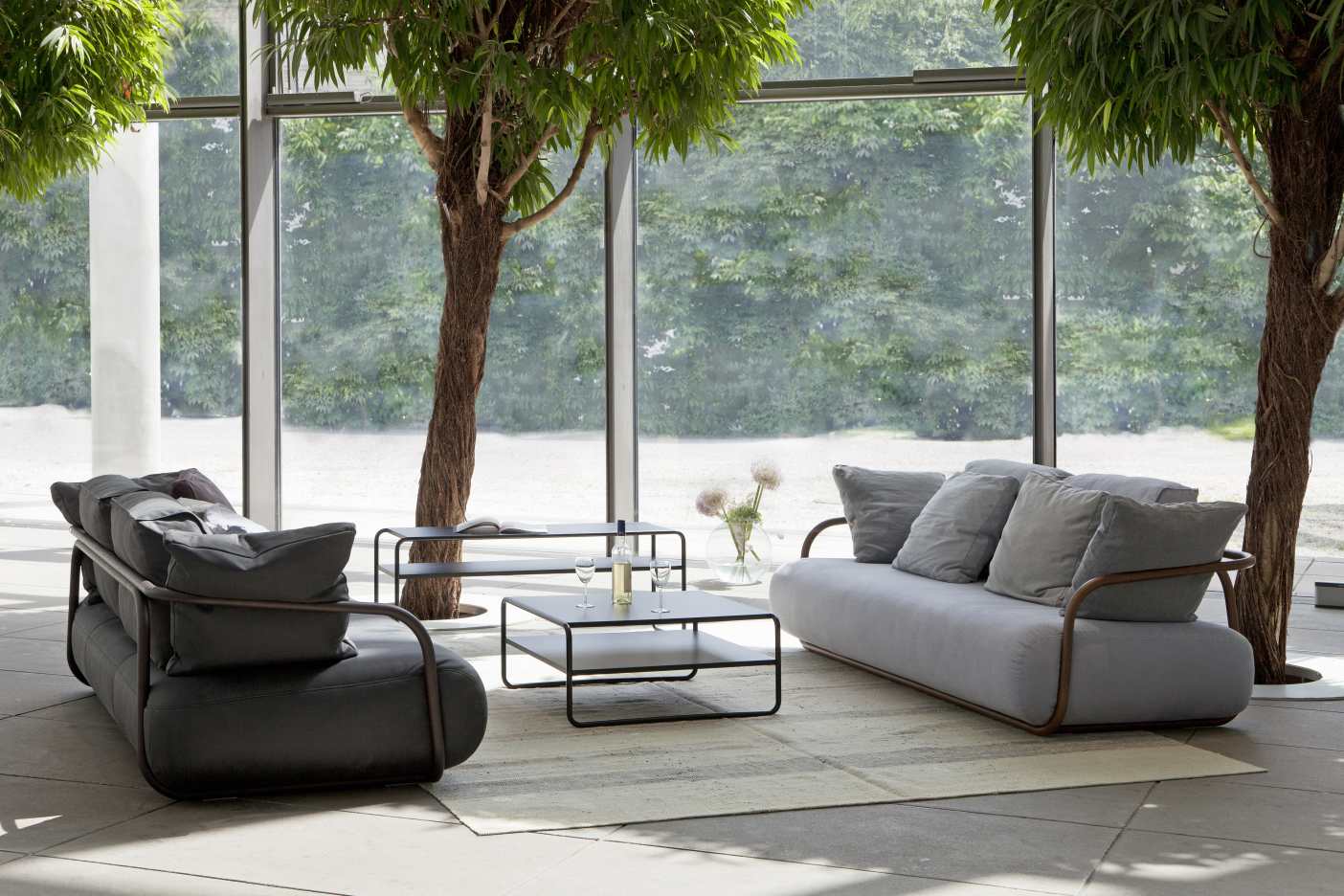 B 20 a coffee table Thonet