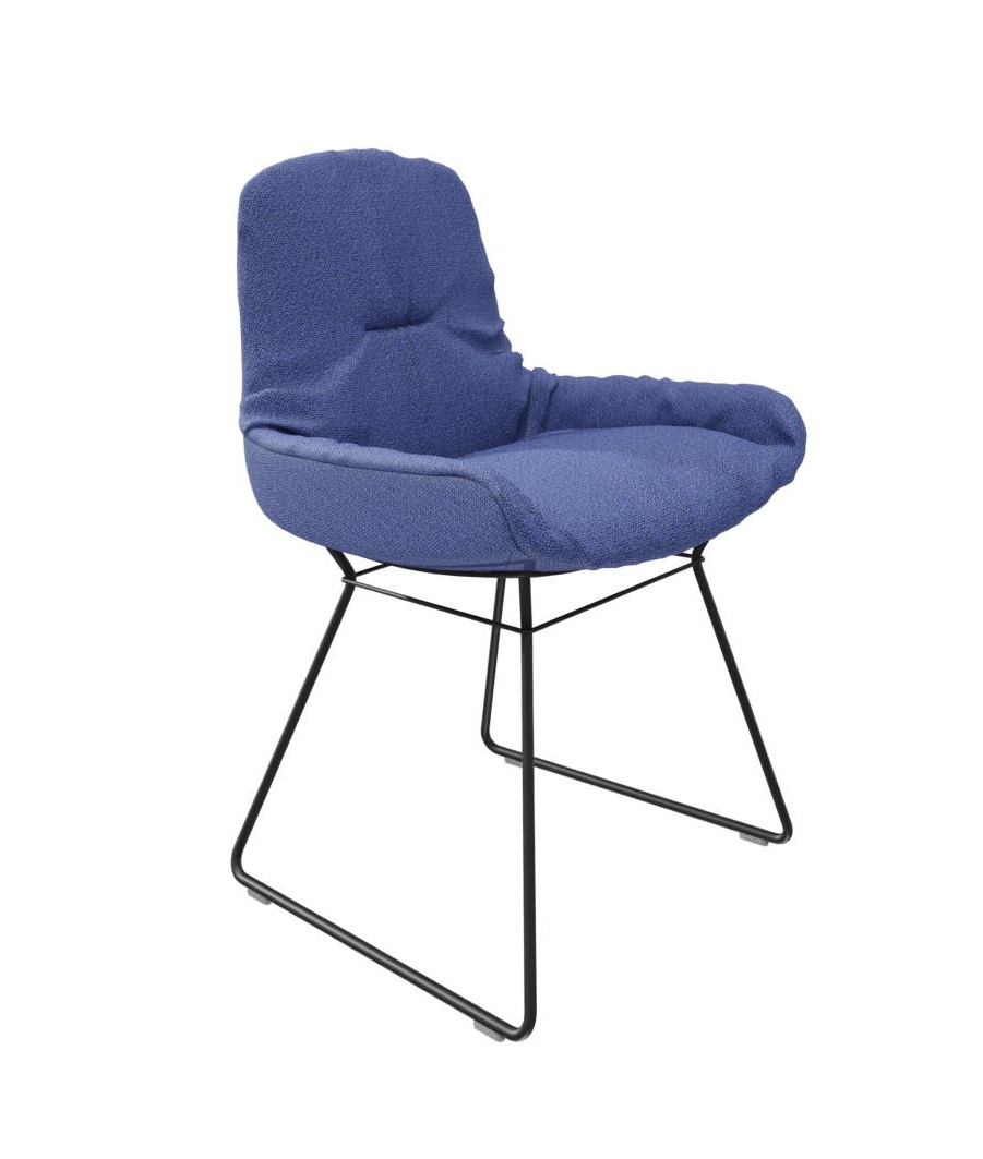 Leya chair low armrest fabric Safire Freifrau Manufaktur PREFERENCE COMBINATION