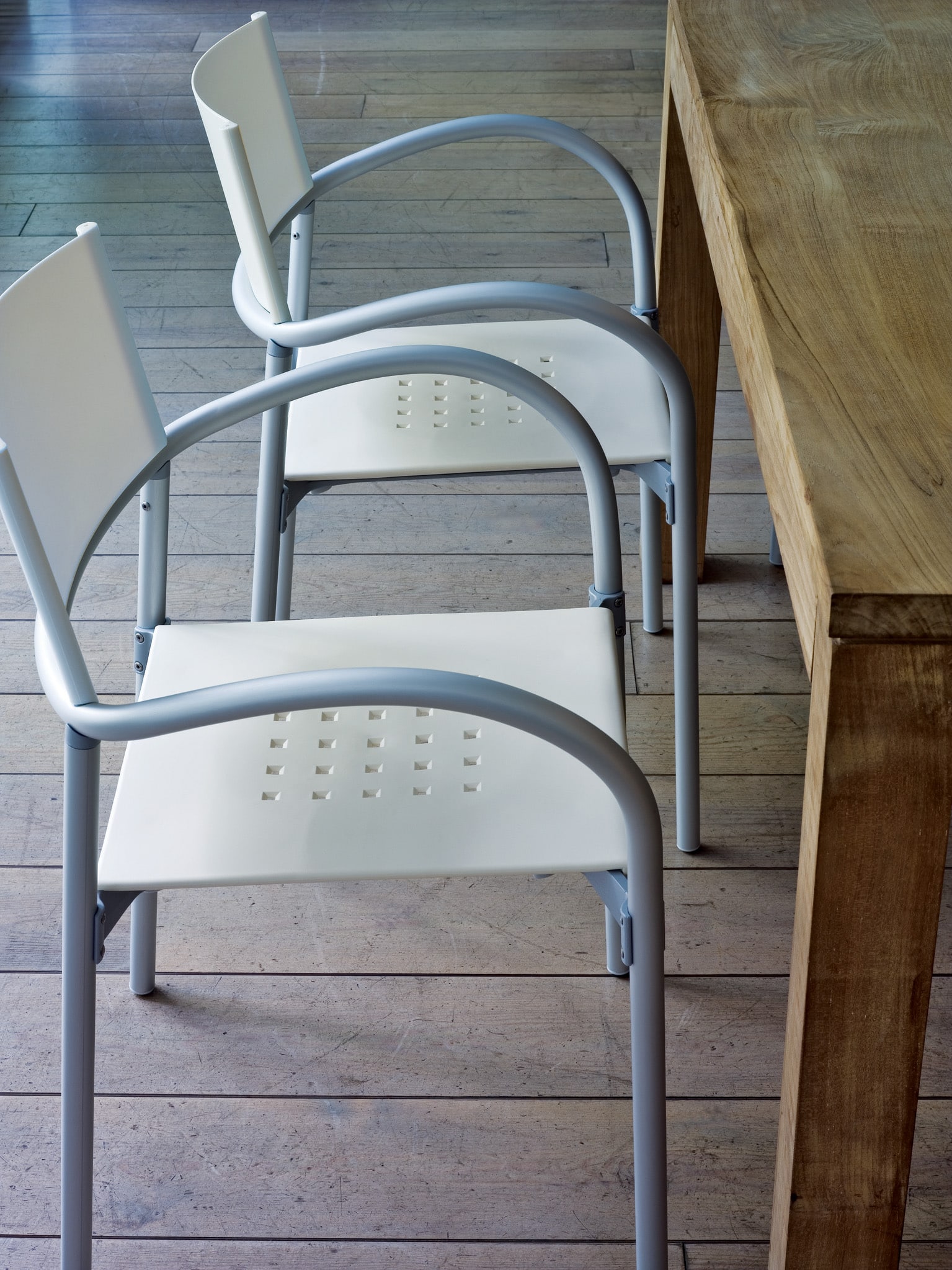 Breeze Chair Segis Beige Aluminium polished