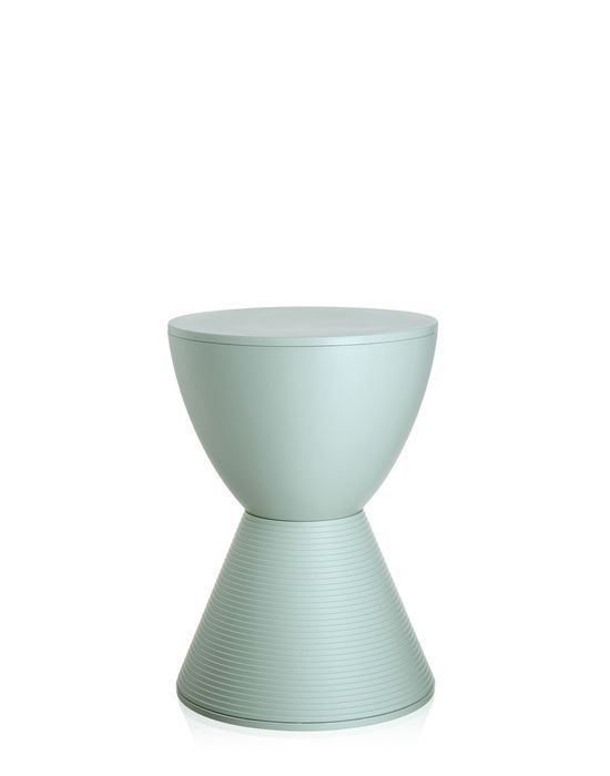 Fenchelgrüner Prince AHA Hocker von Kartell: Moderner Design Hocker für Wohnzimmer und Garten.