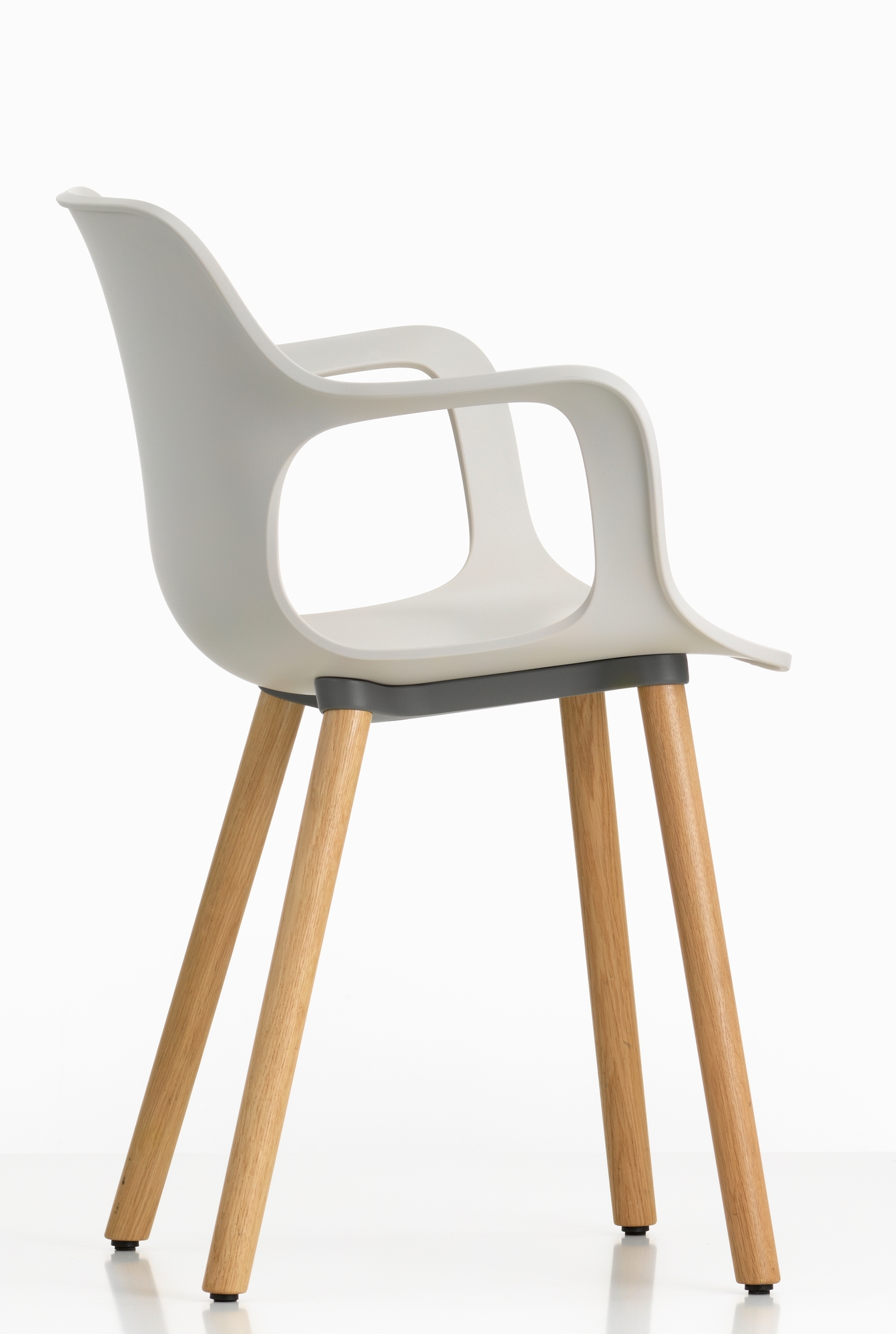 Hal RE Armchair Wood Armchair Vitra