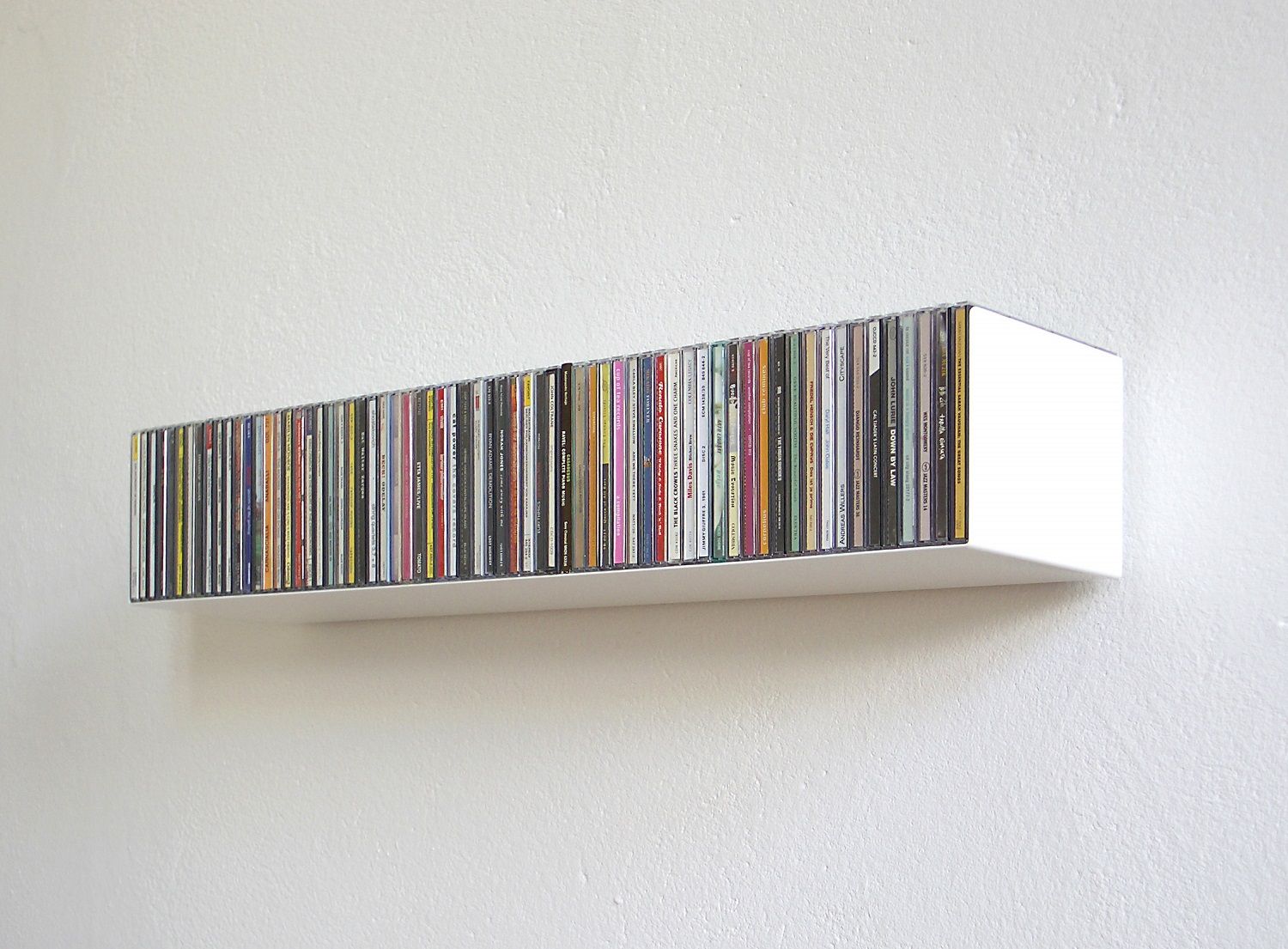 CD shelf Linea1 by Müller Möbelwerkstätten