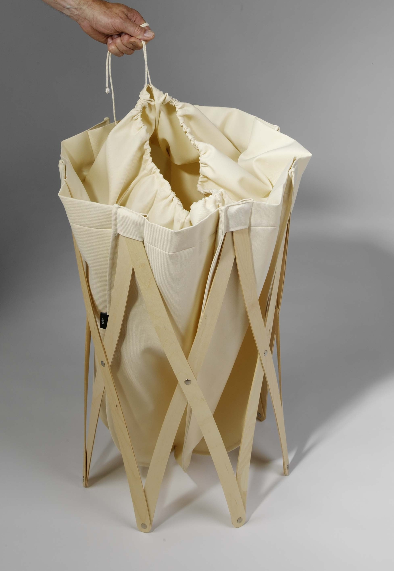 Marie Pi laundry basket BEIGE / PLYWOOD BLACK Klein & More SINGLE PIECE