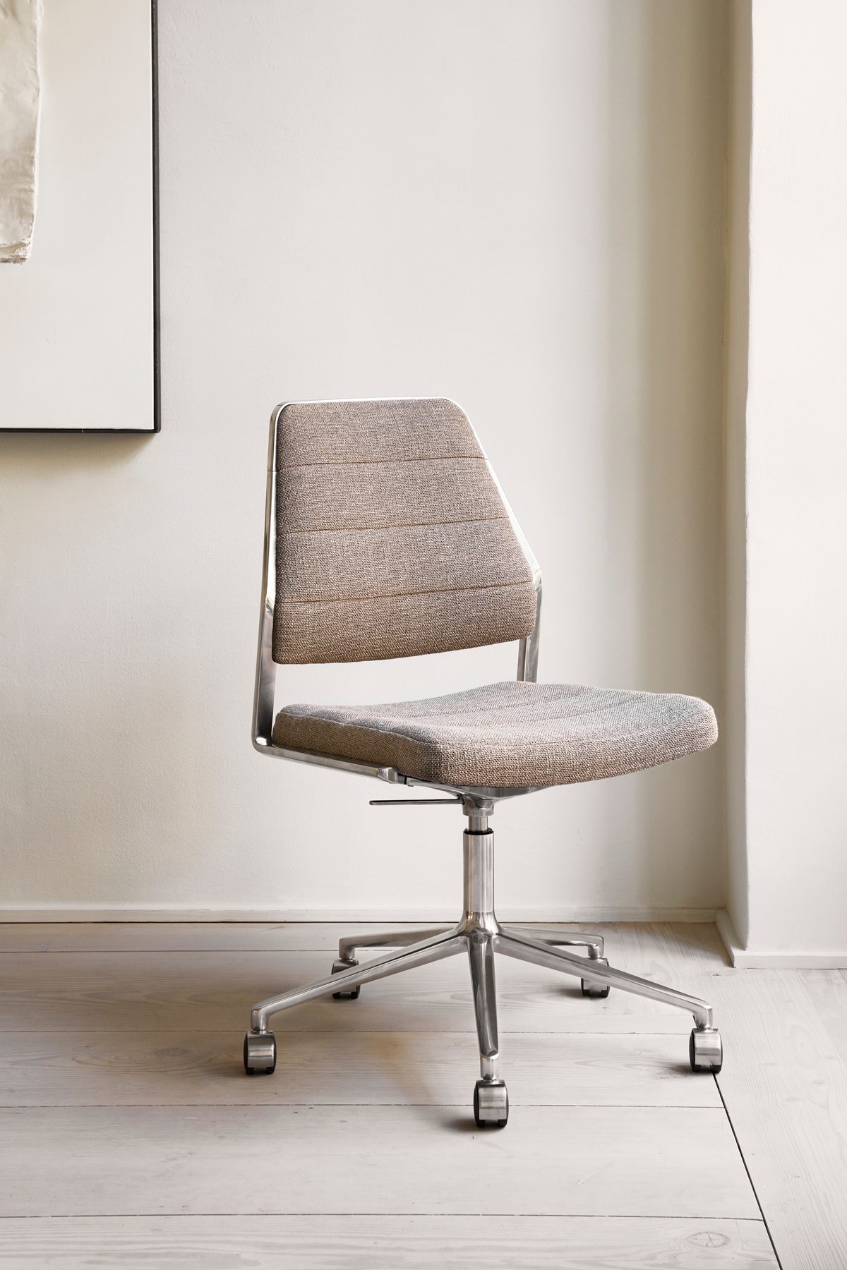 VIPP454+ /  VIPP 454+ Swivel Chair Vipp