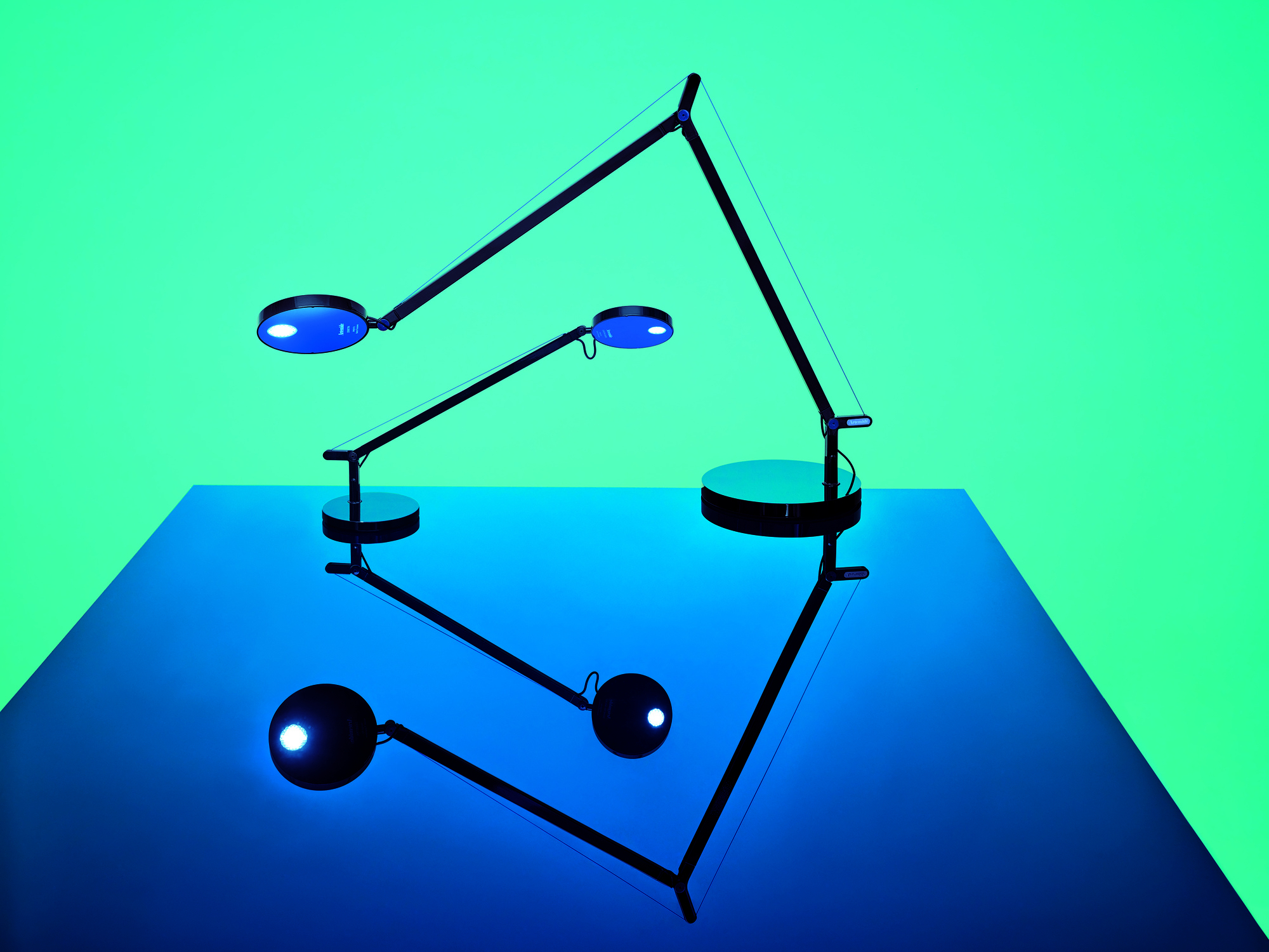 Demetra table lamp base (part 1 of 2) Artemide