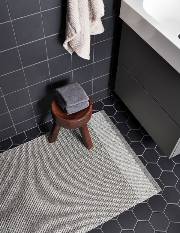 Edit Rug 230 x 320cm Pappelina