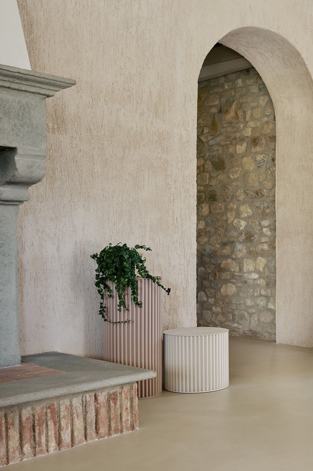 Herclino Side Table Indoor / Outdoor Dove gray Opinion Ciatti