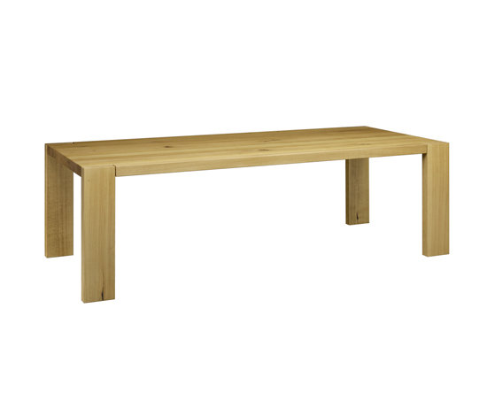 TA17 London dining table by Philipp Mainzer e15
